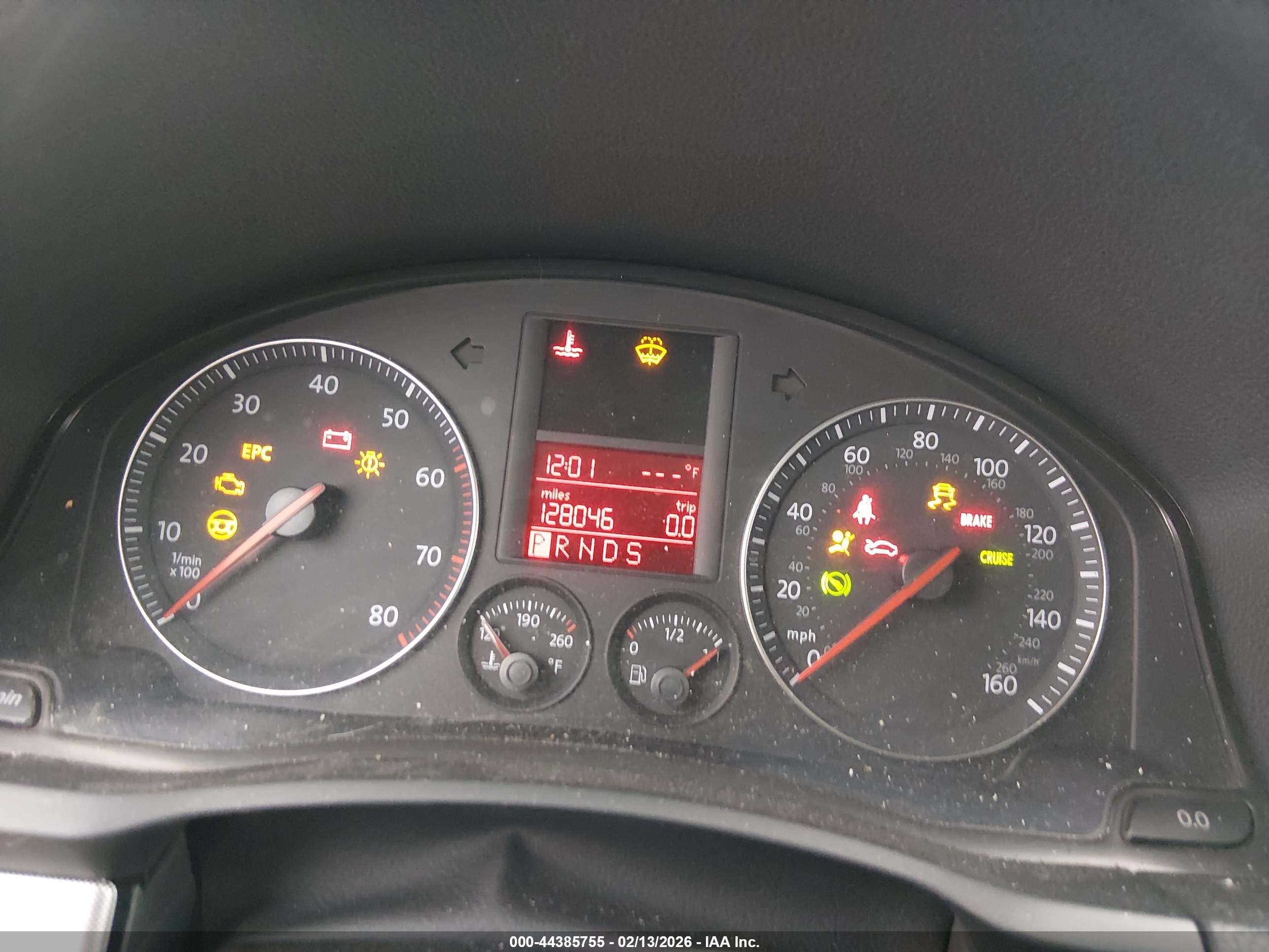 VOLKSWAGEN JETTA image 7