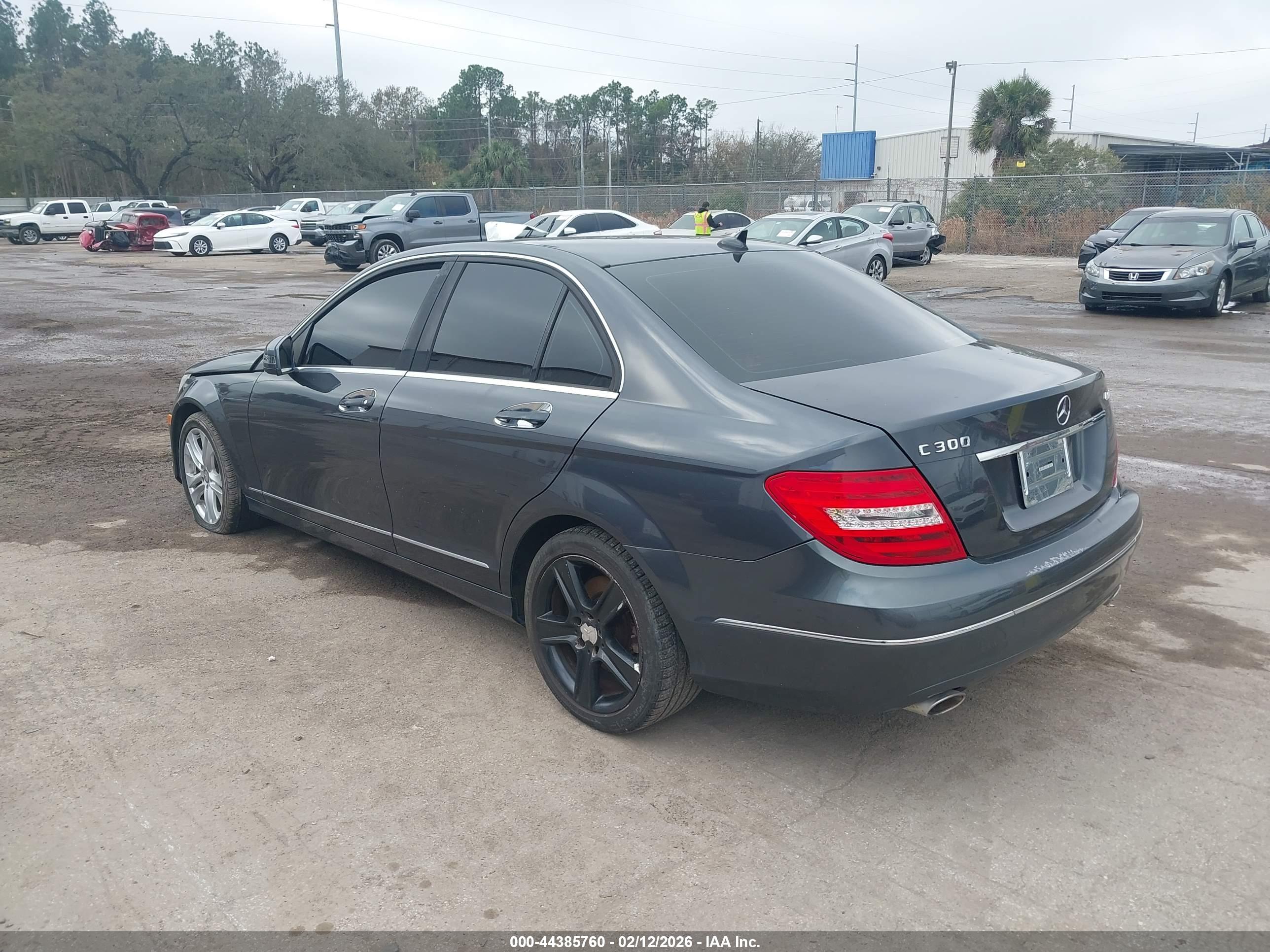 MERCEDES-BENZ C image 3
