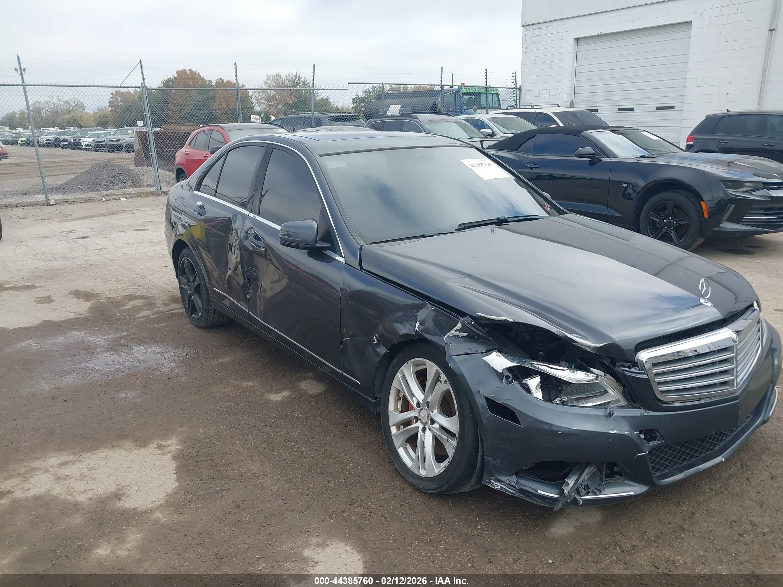 MERCEDES-BENZ C image 6