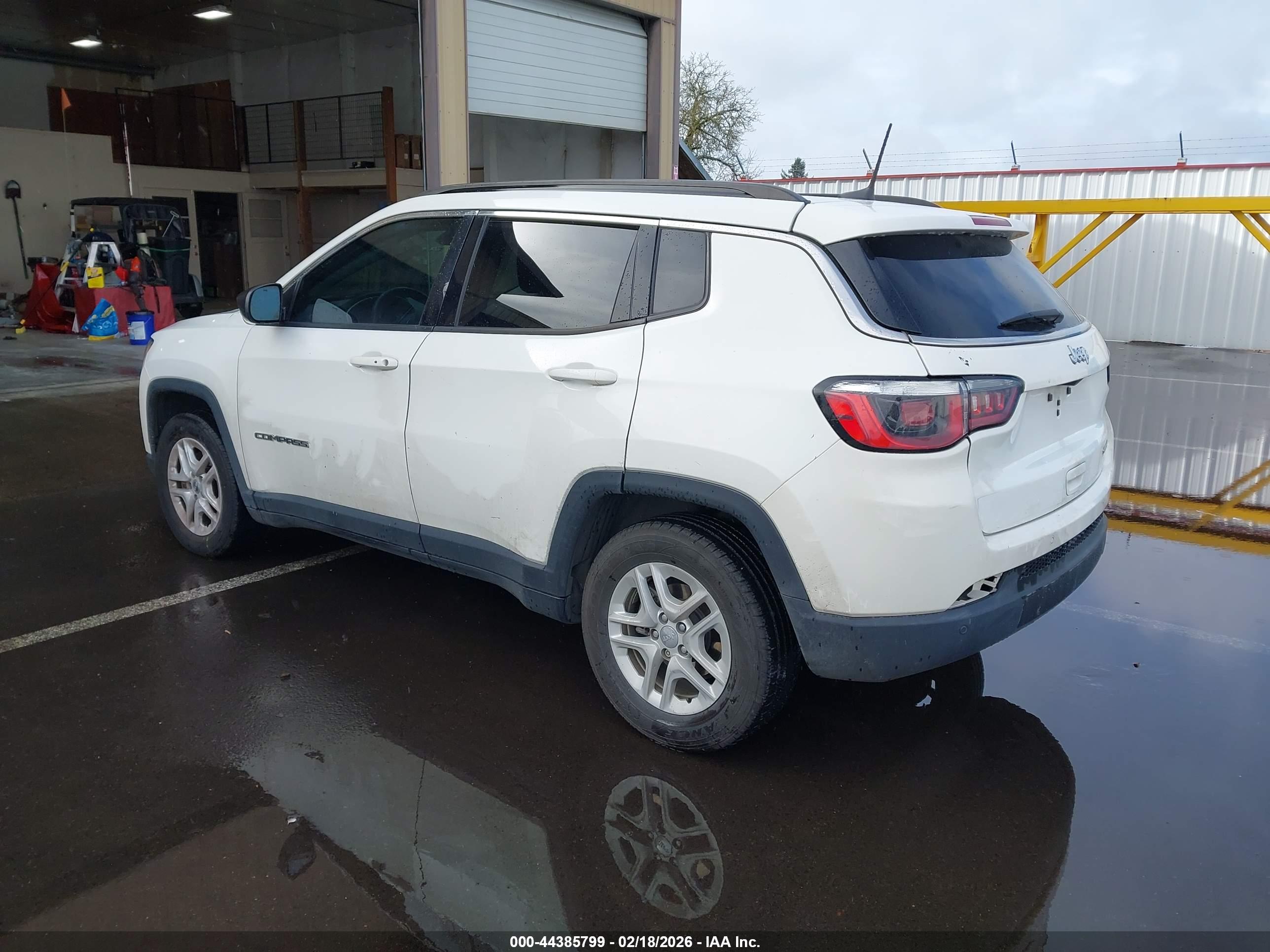 JEEP COMPASS image 3