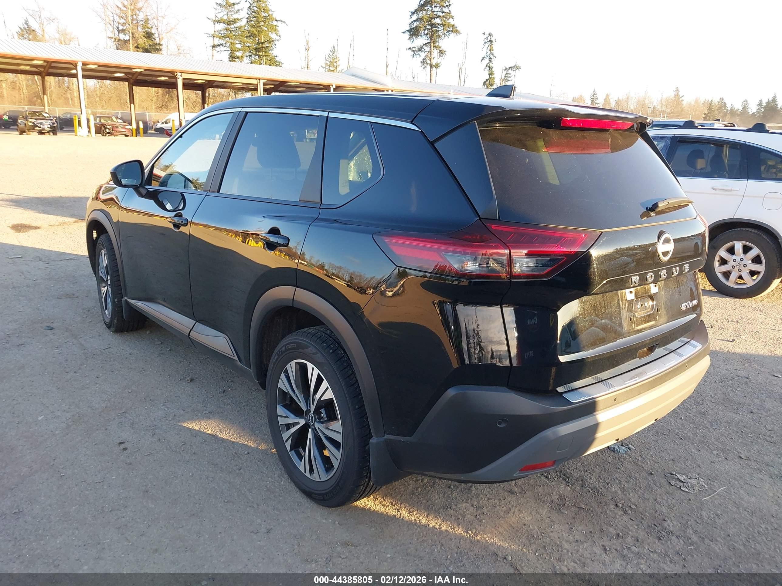NISSAN ROGUE image 3