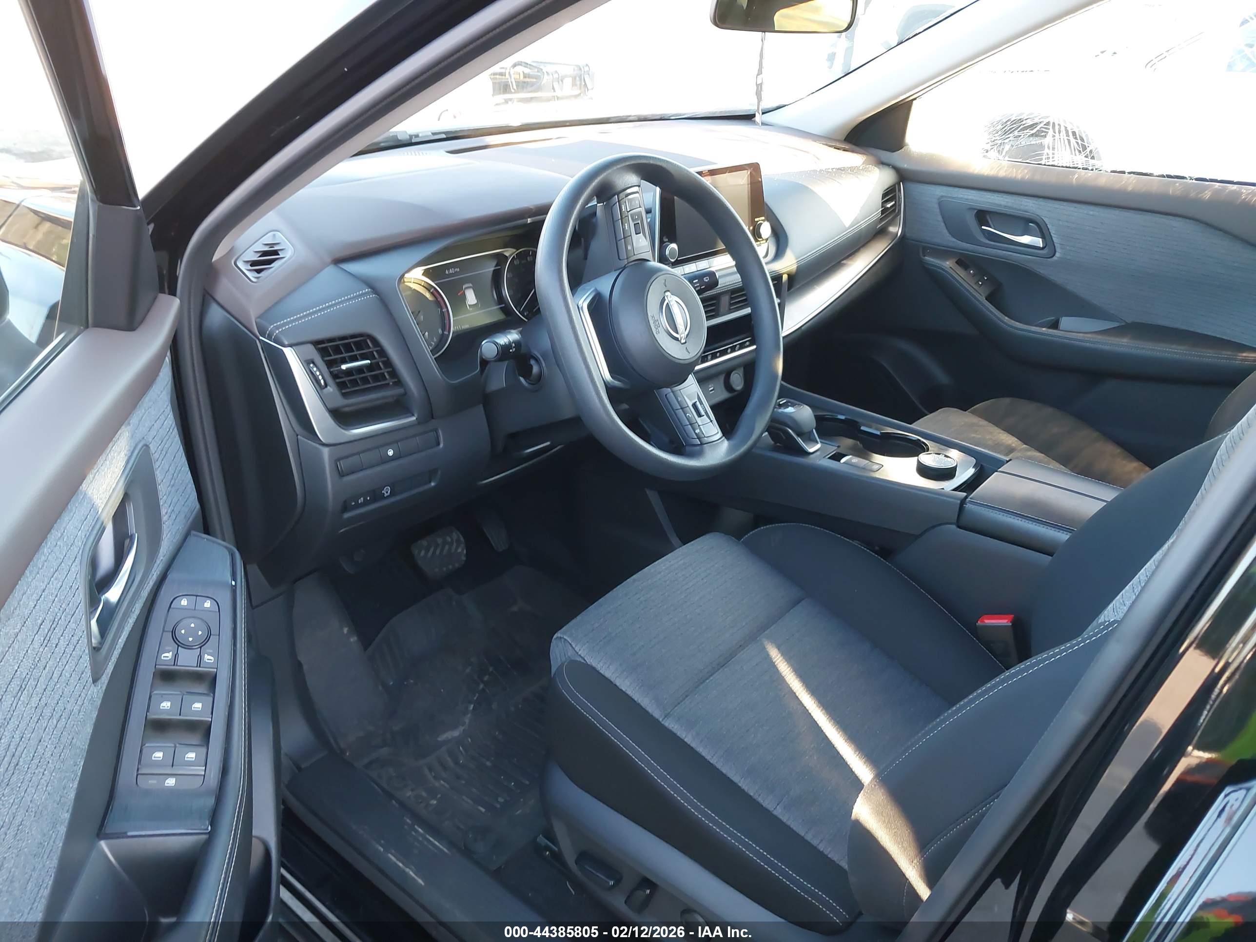 NISSAN ROGUE image 5