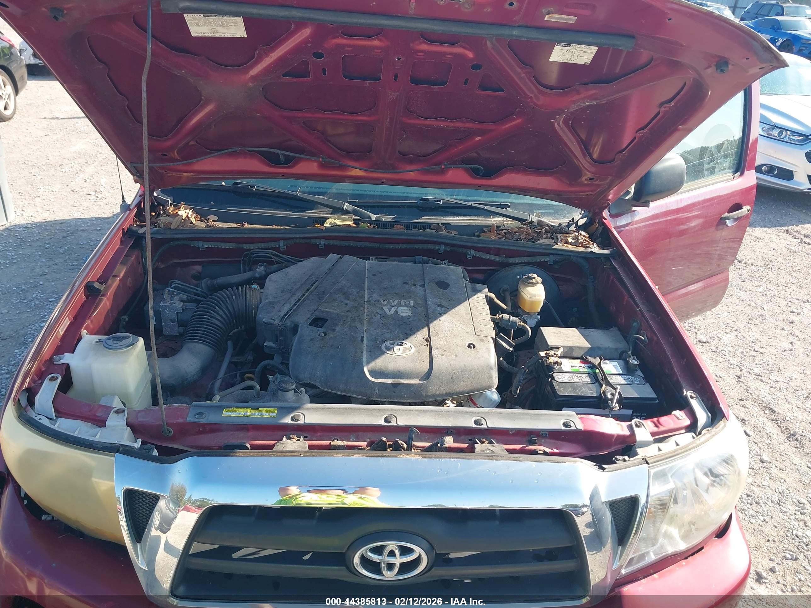 TOYOTA TACOMA image 10