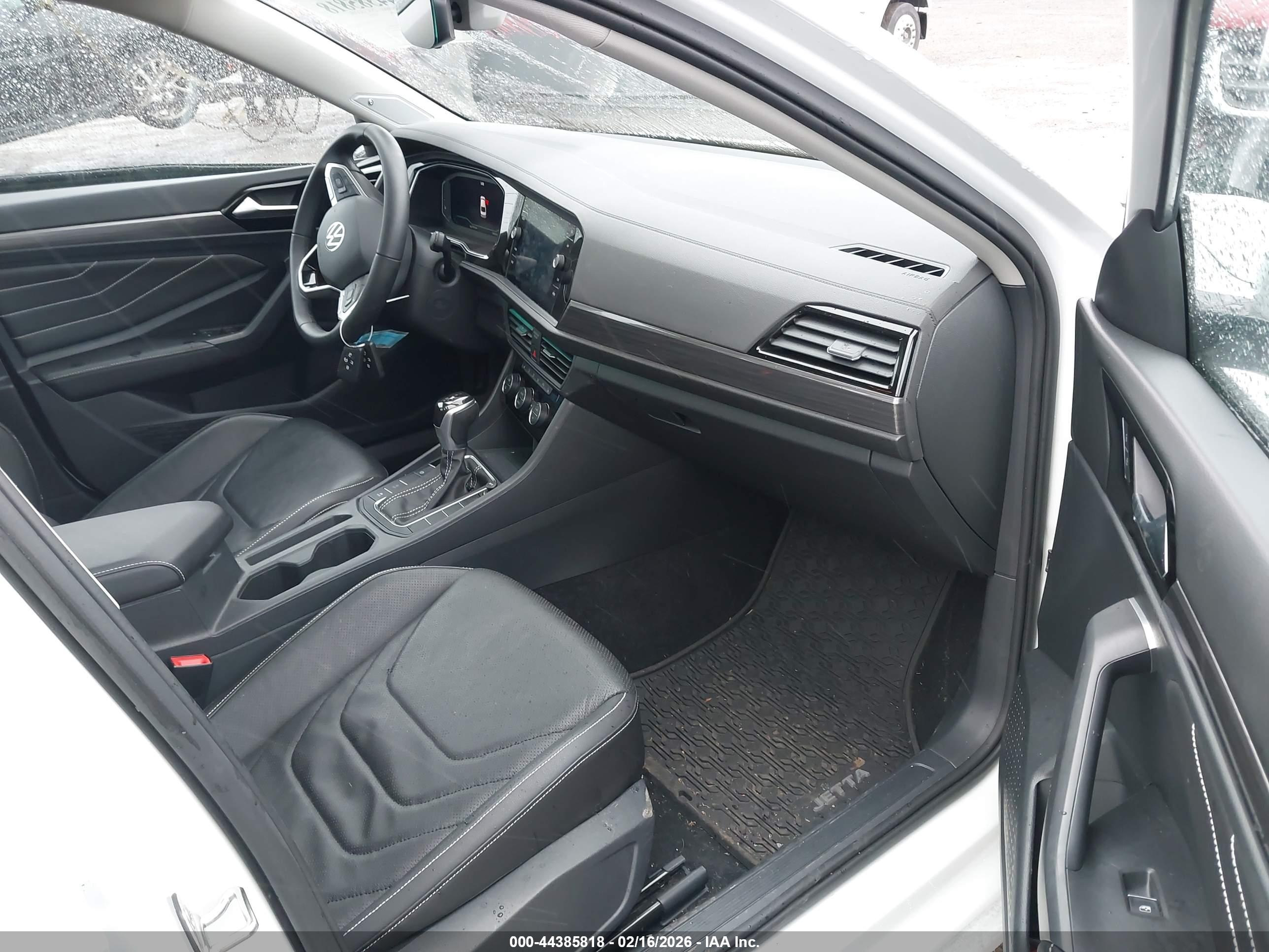 VOLKSWAGEN JETTA image 5