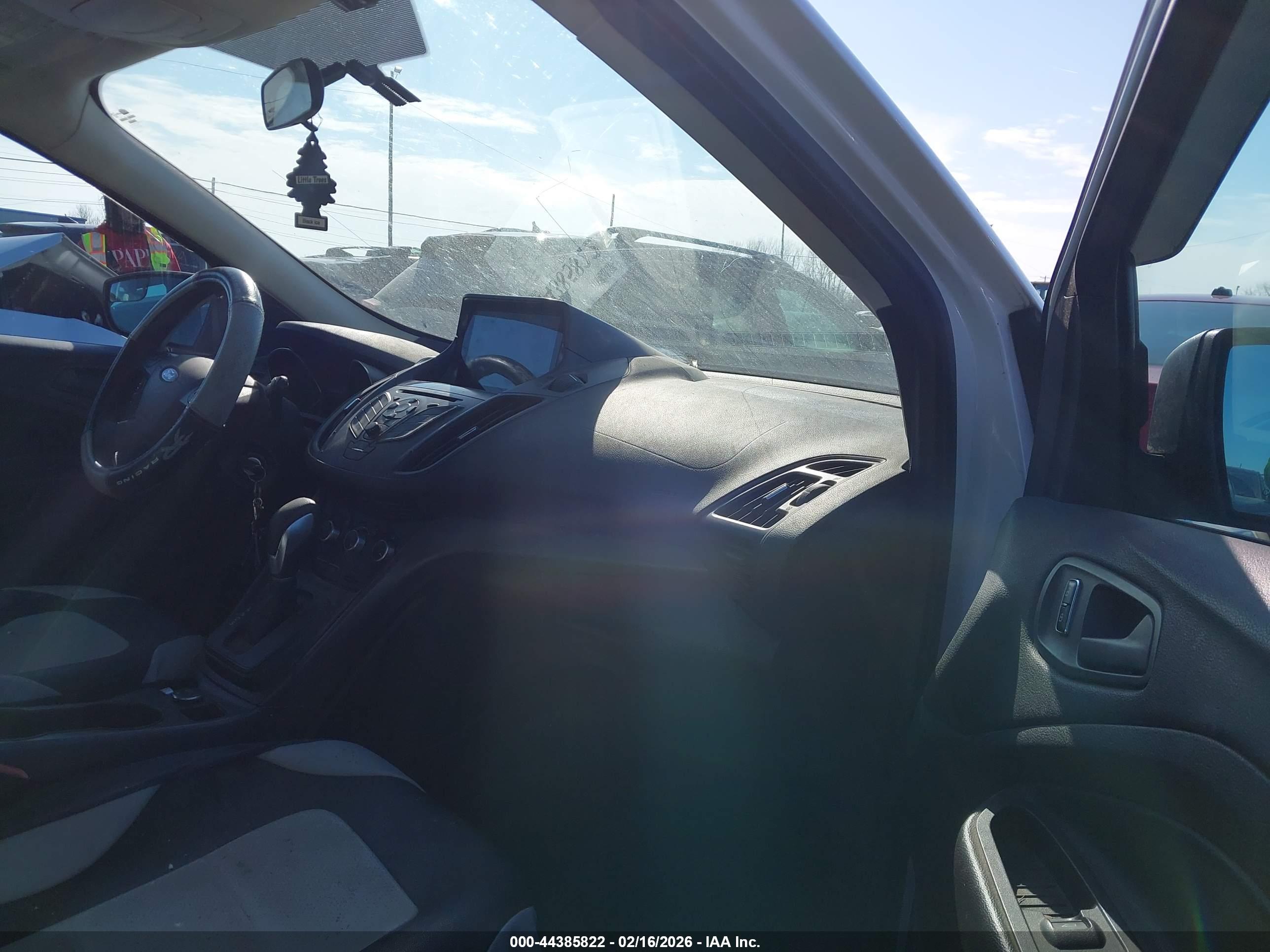 FORD ESCAPE image 5