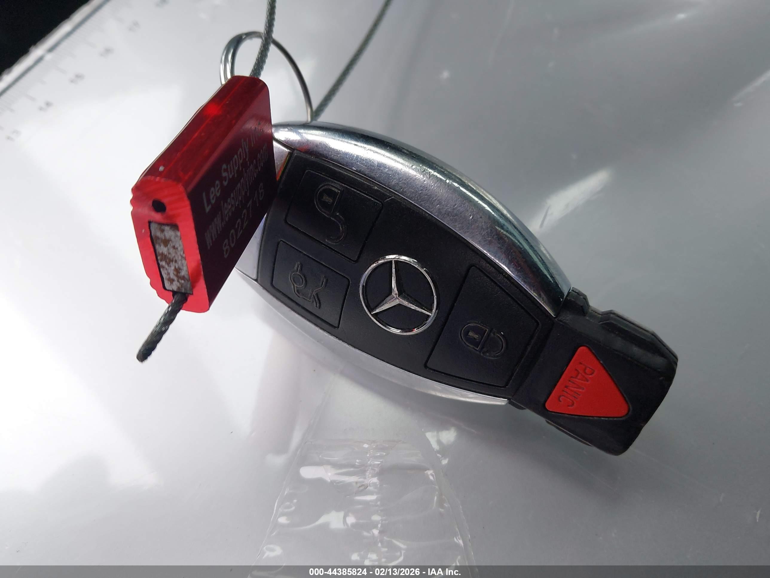 MERCEDES-BENZ C image 11