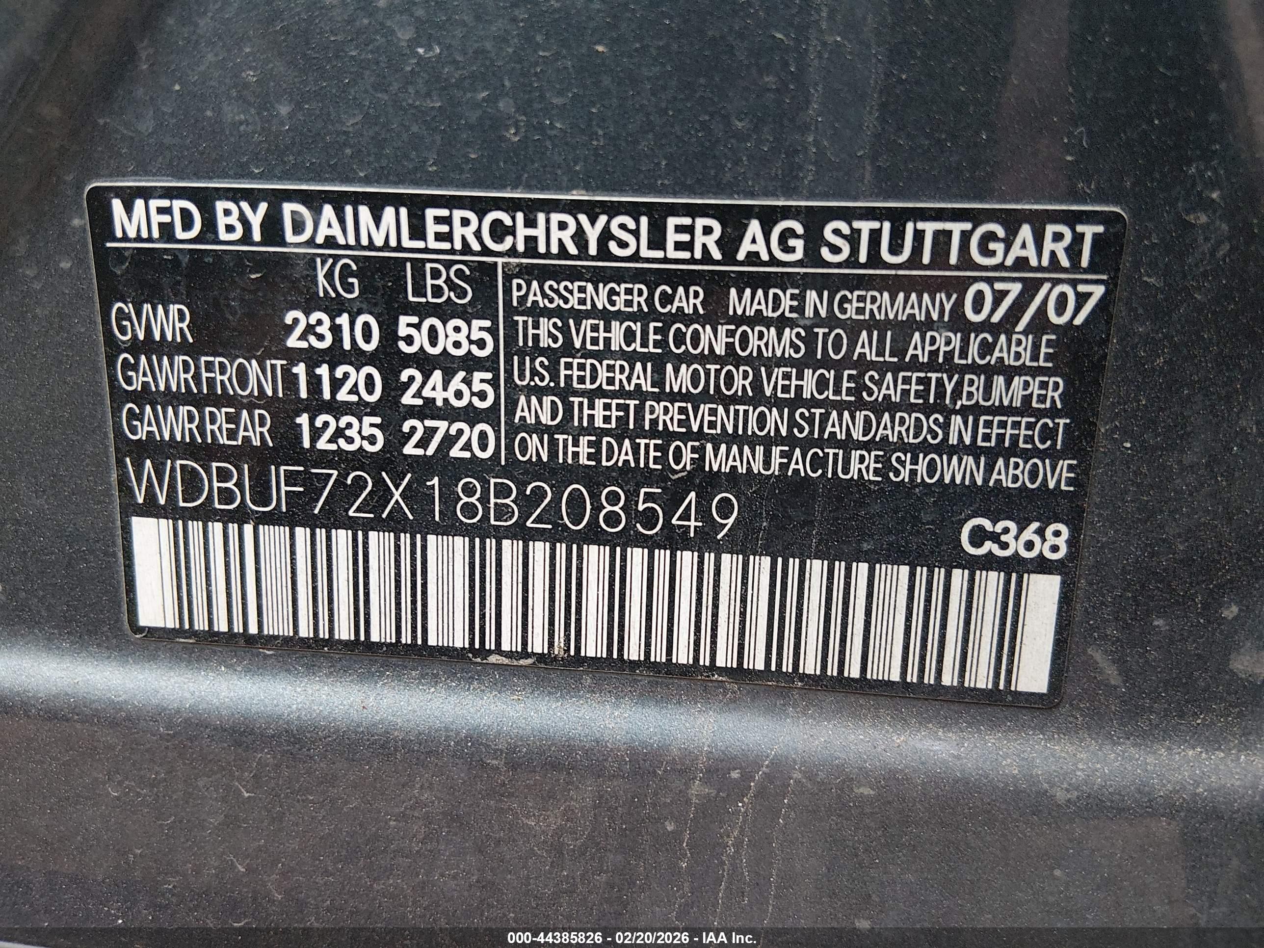 MERCEDES-BENZ E image 9