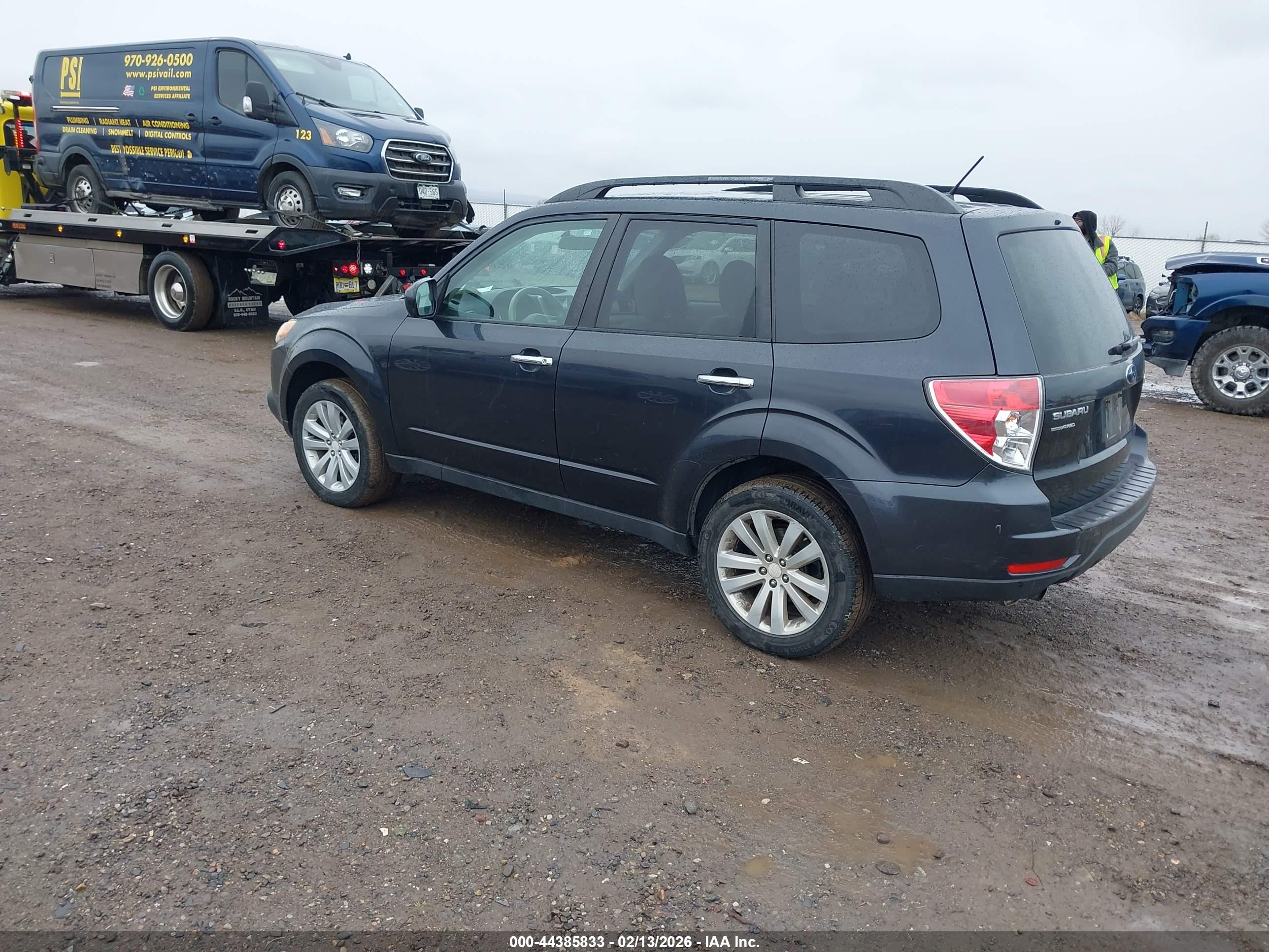 SUBARU FORESTER image 3