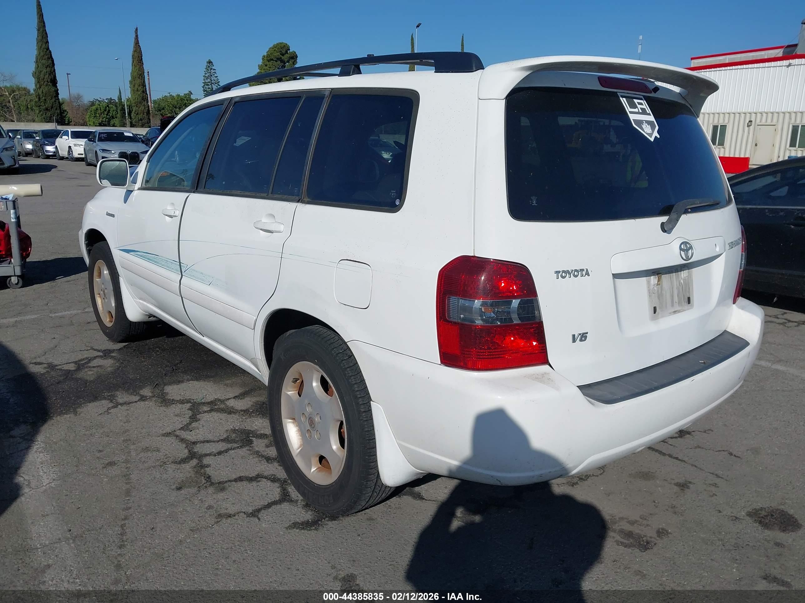 TOYOTA HIGHLANDER image 3