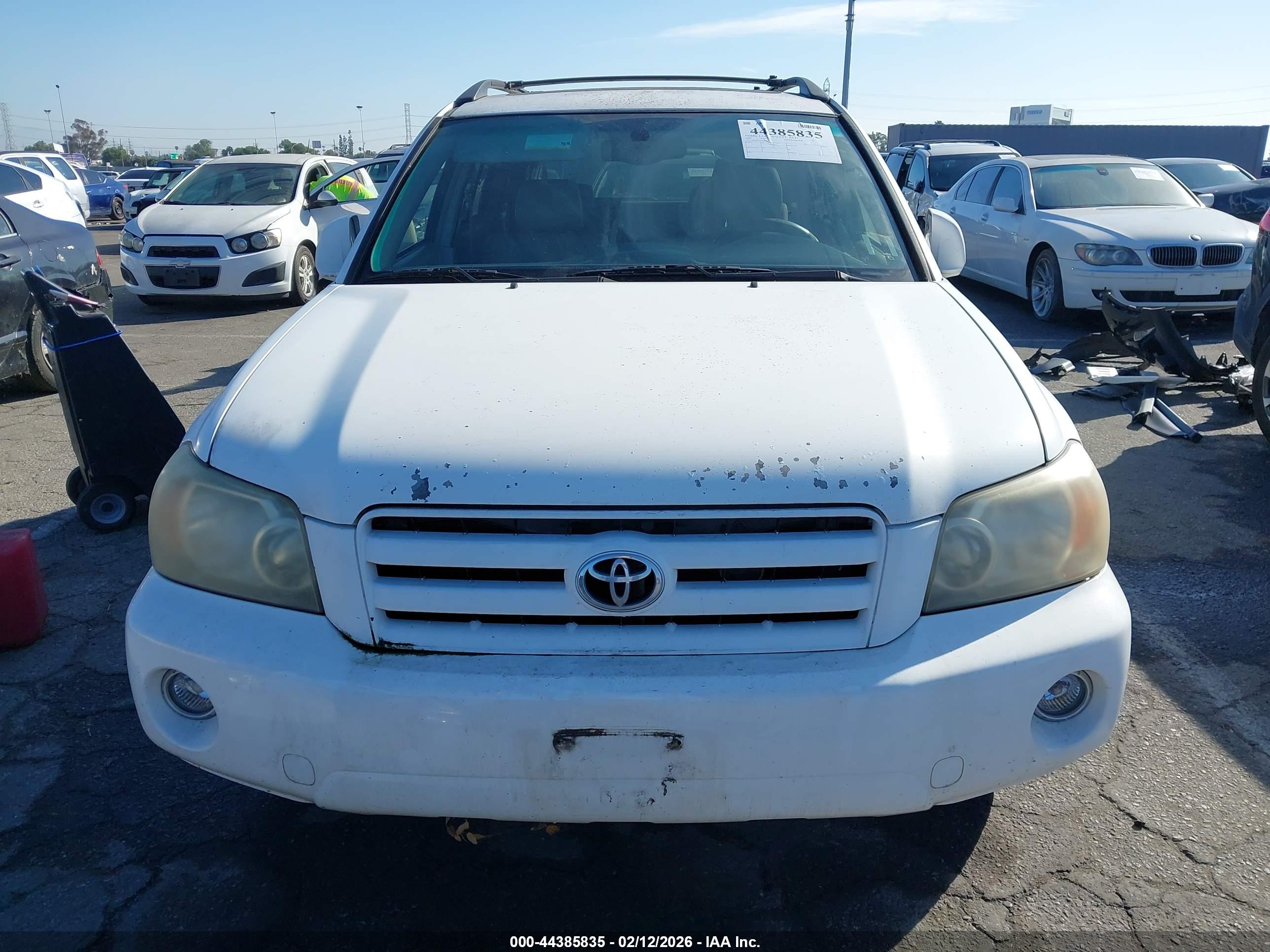 TOYOTA HIGHLANDER image 6