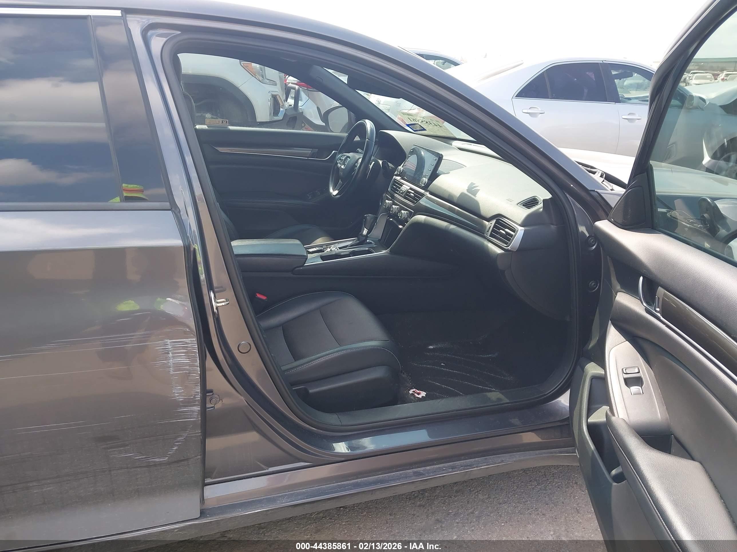 HONDA ACCORD image 5