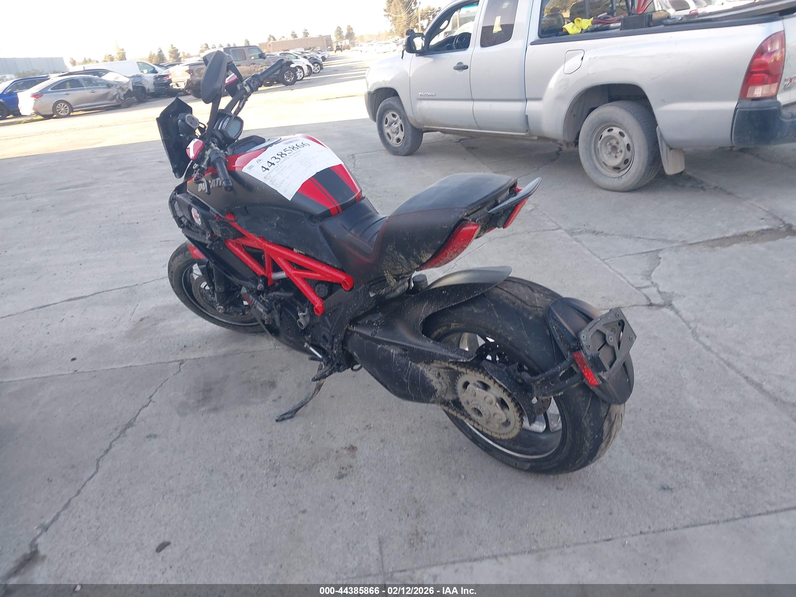 DUCATI DIAVEL image 3