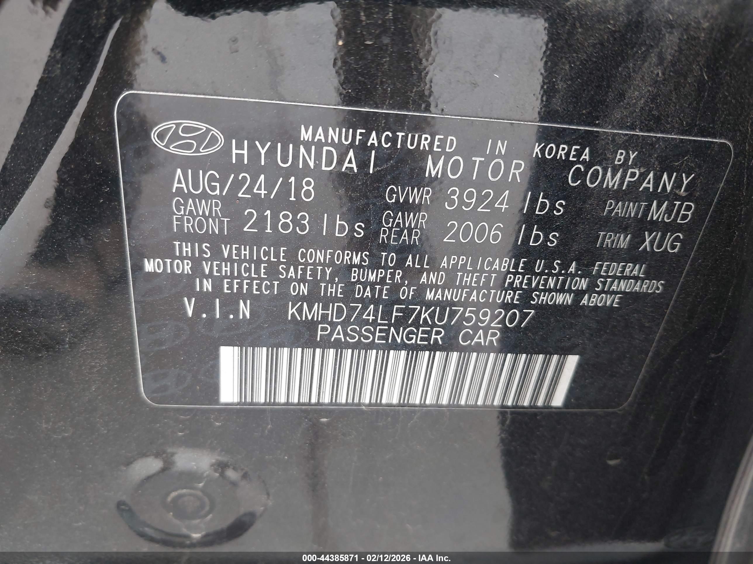 HYUNDAI ELANTRA image 9