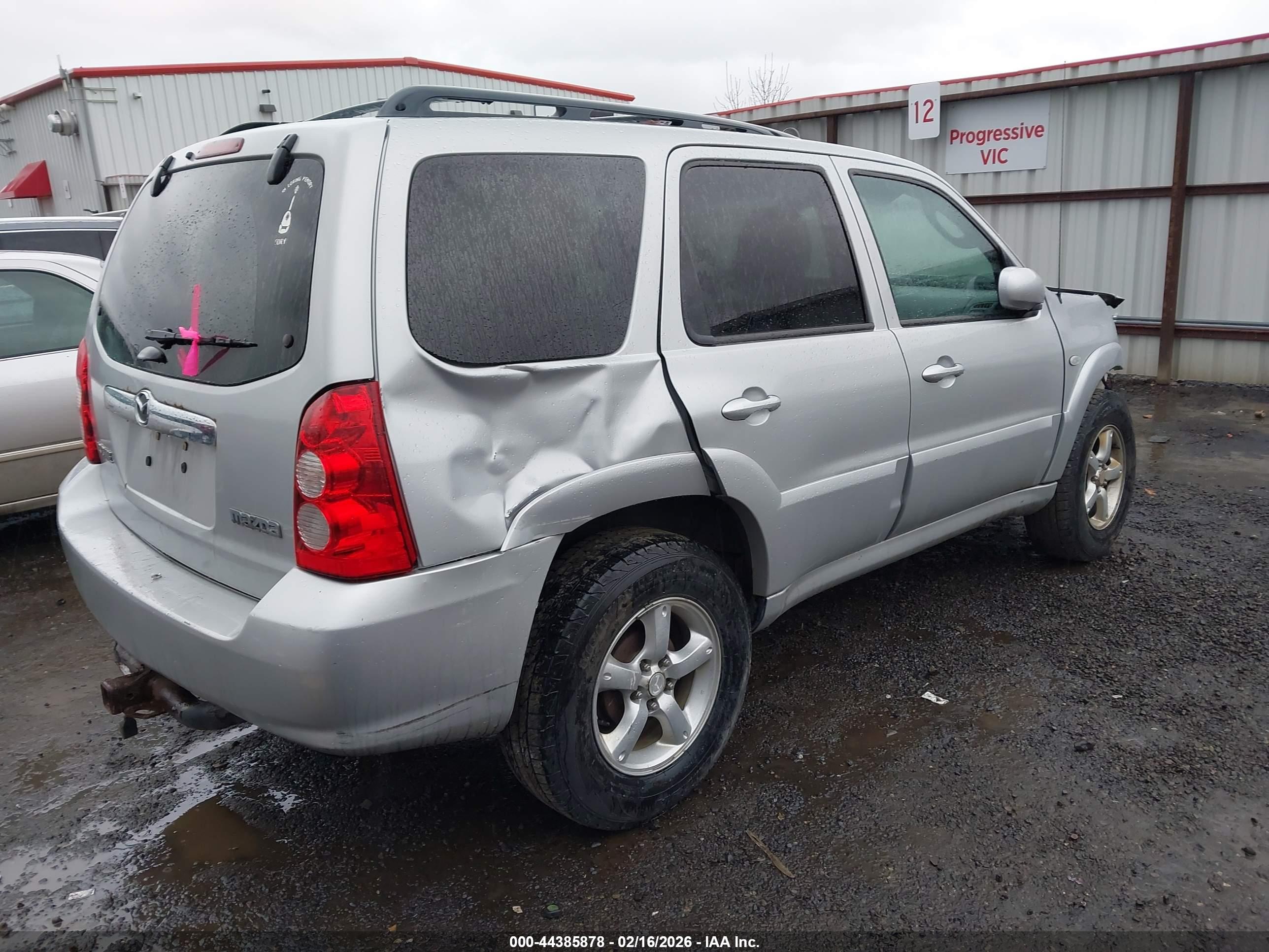 MAZDA TRIBUTE image 4