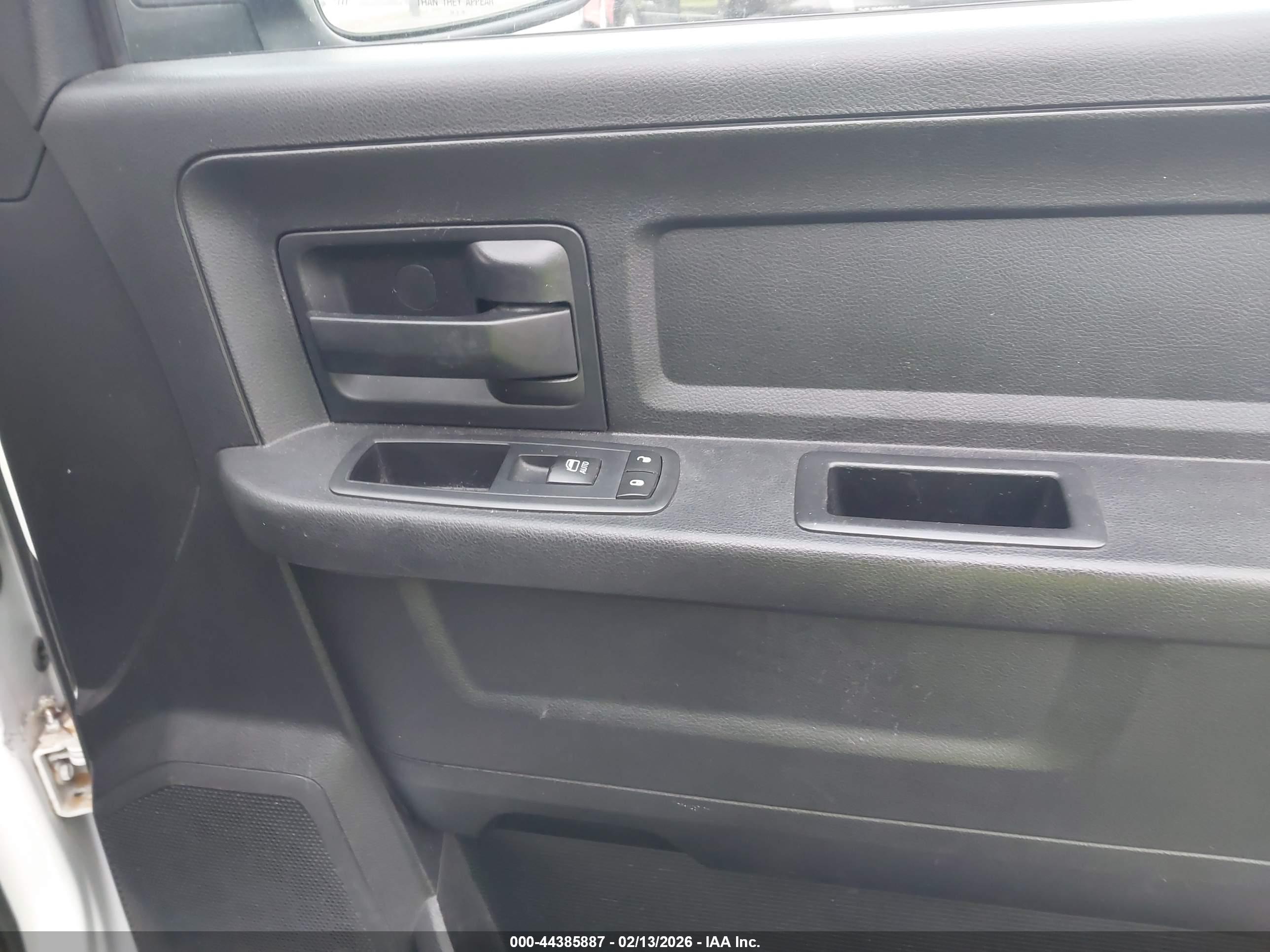 RAM 1500 image 8