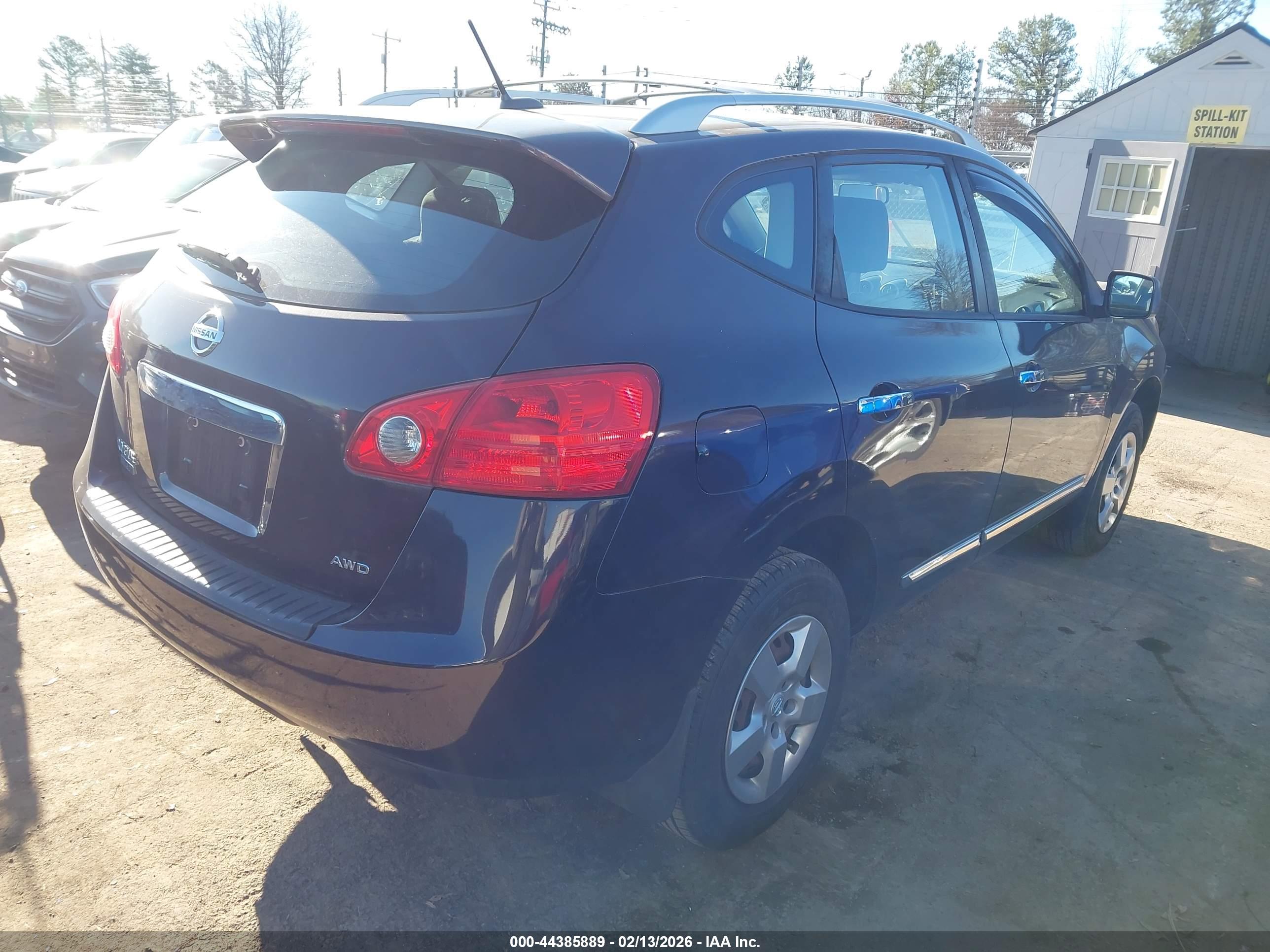 NISSAN ROGUE image 4