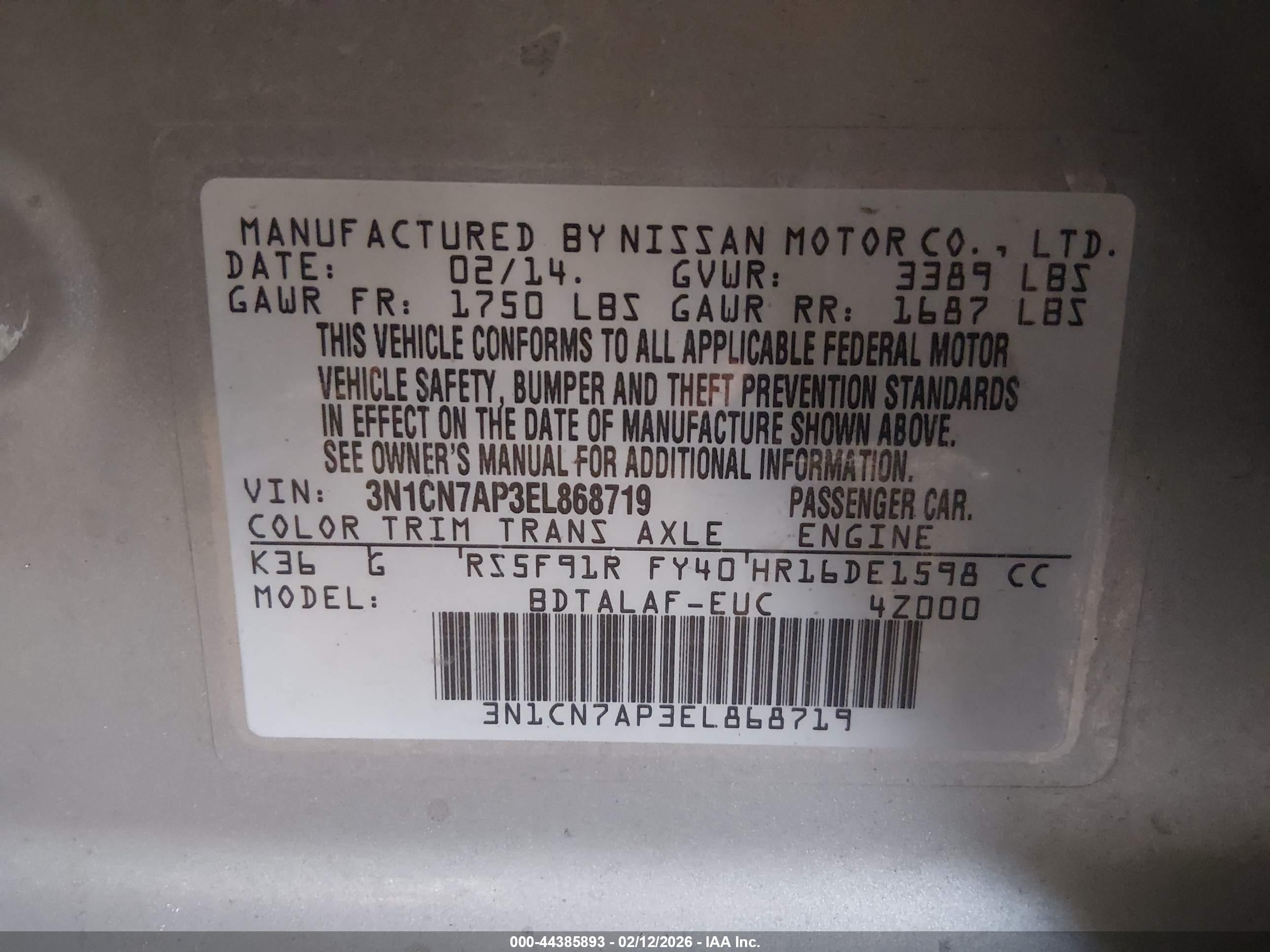 NISSAN VERSA image 9