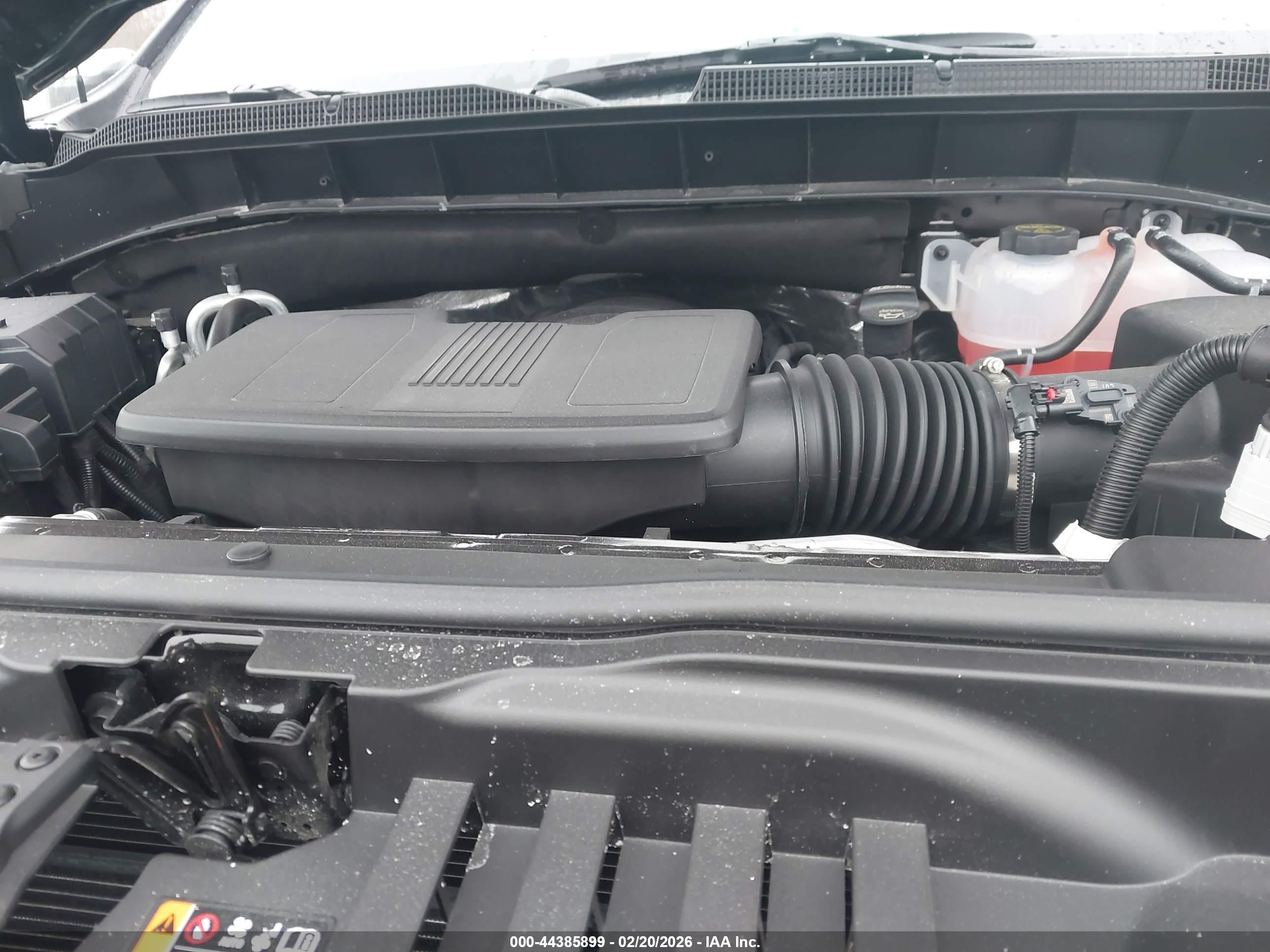 CHEVROLET SILVERADO image 10