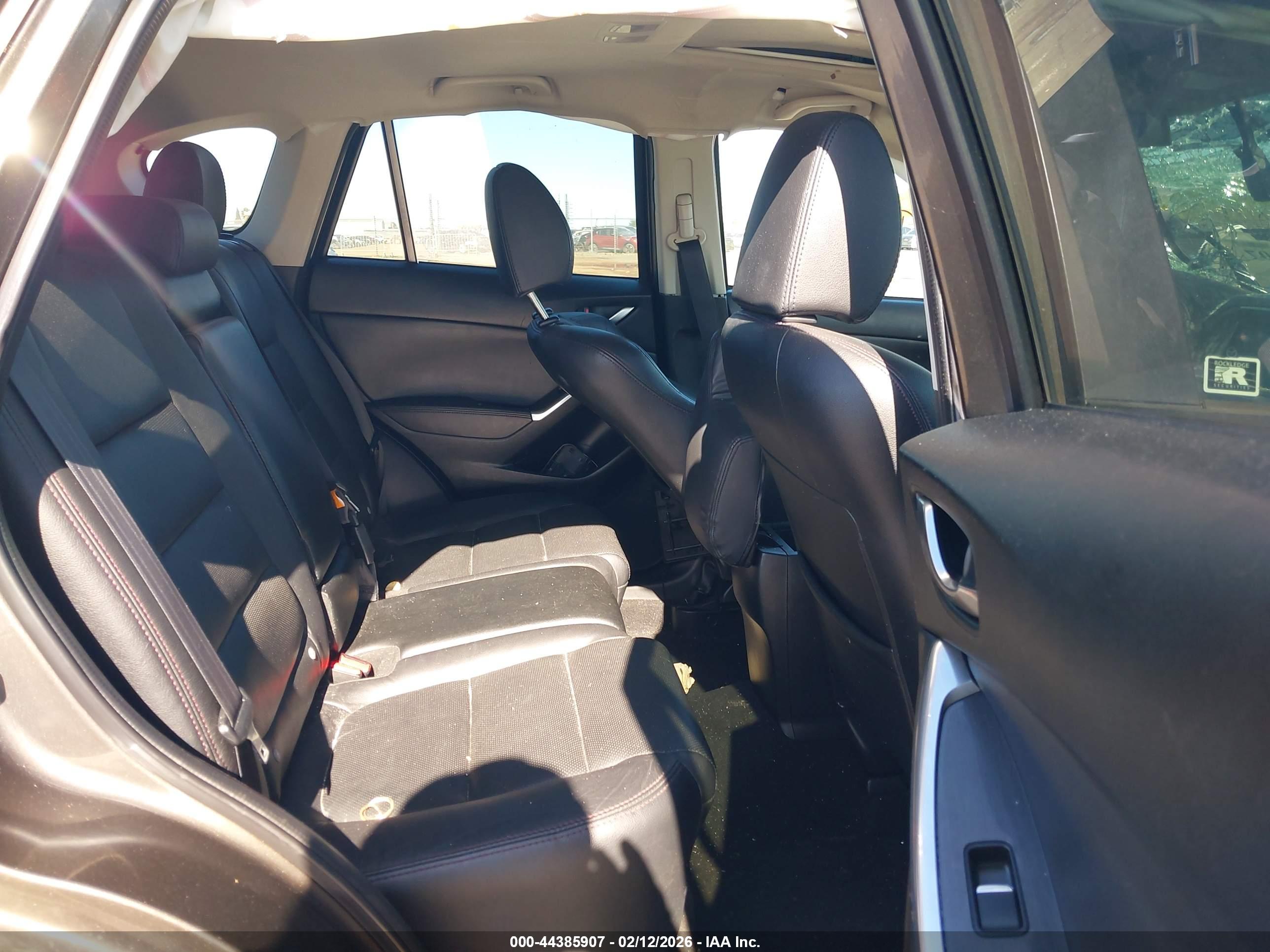 MAZDA CX-5 image 8