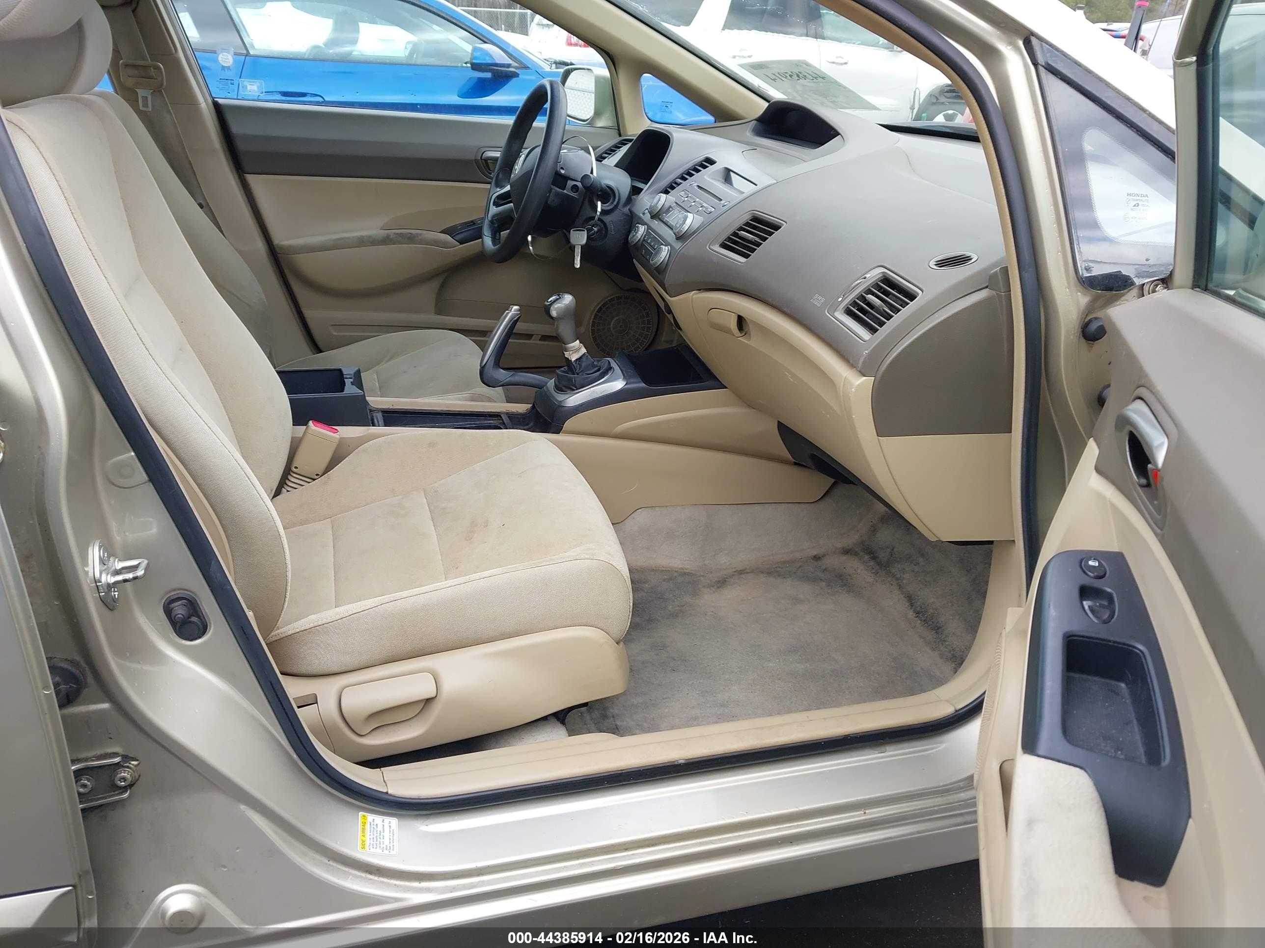 HONDA CIVIC image 5