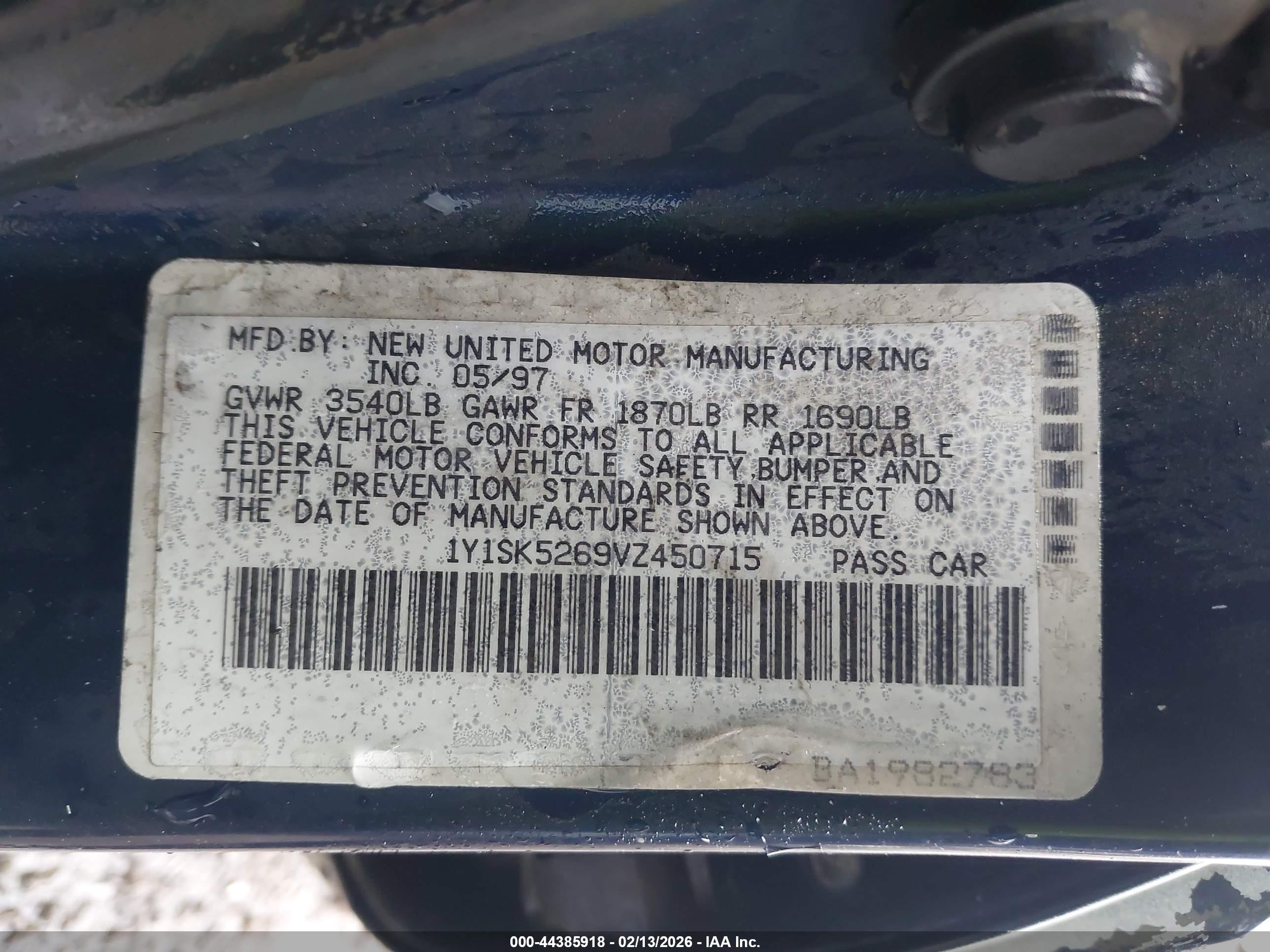 GEO PRIZM image 9