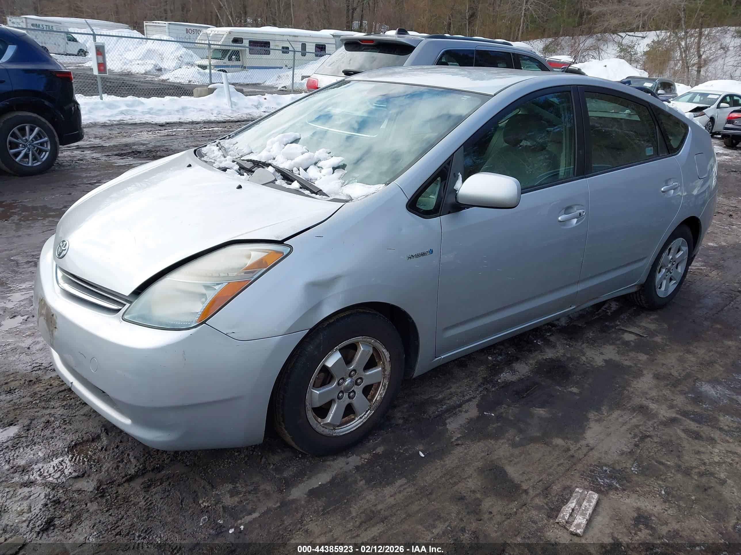 TOYOTA PRIUS image 2