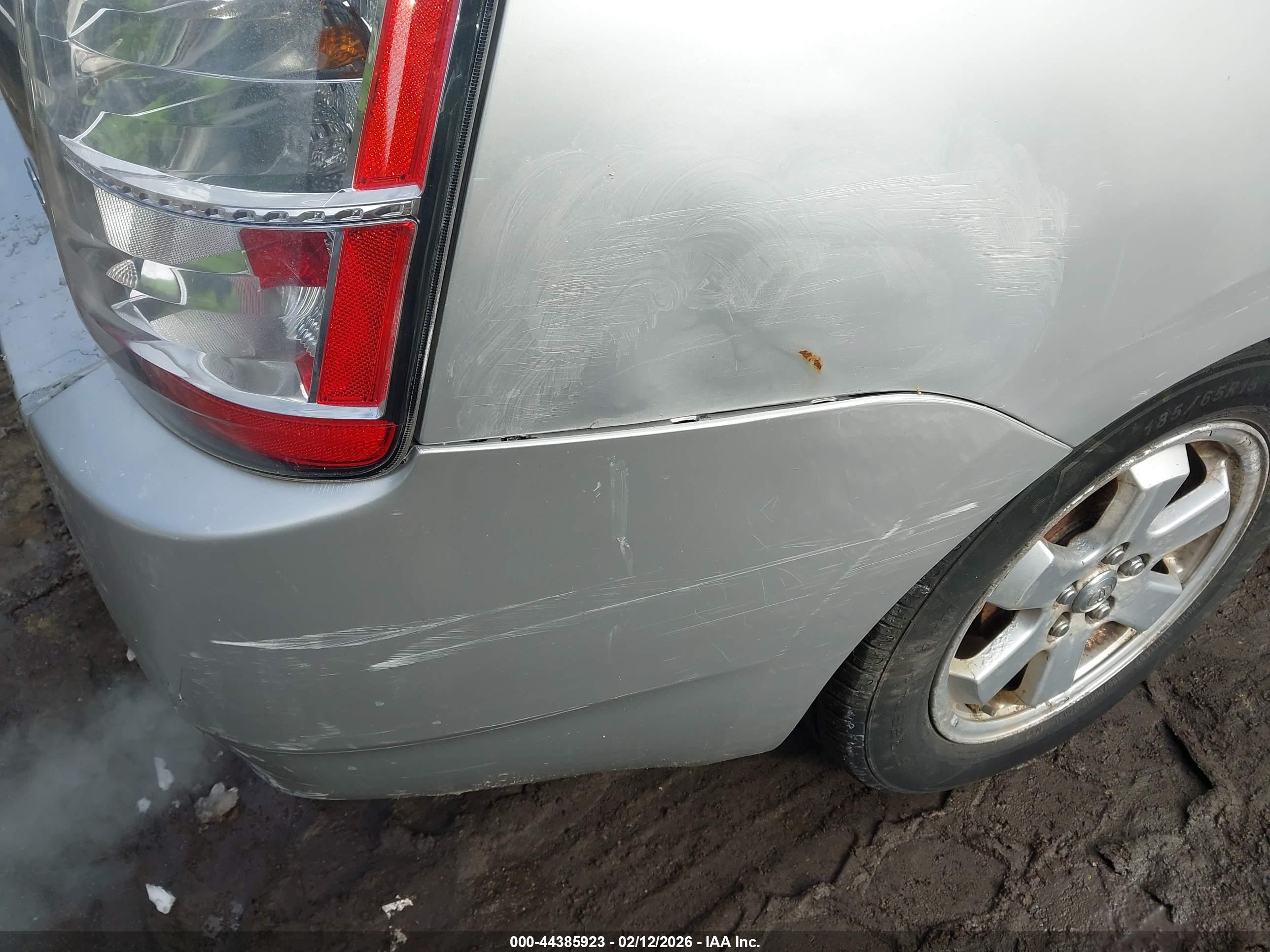 TOYOTA PRIUS image 6