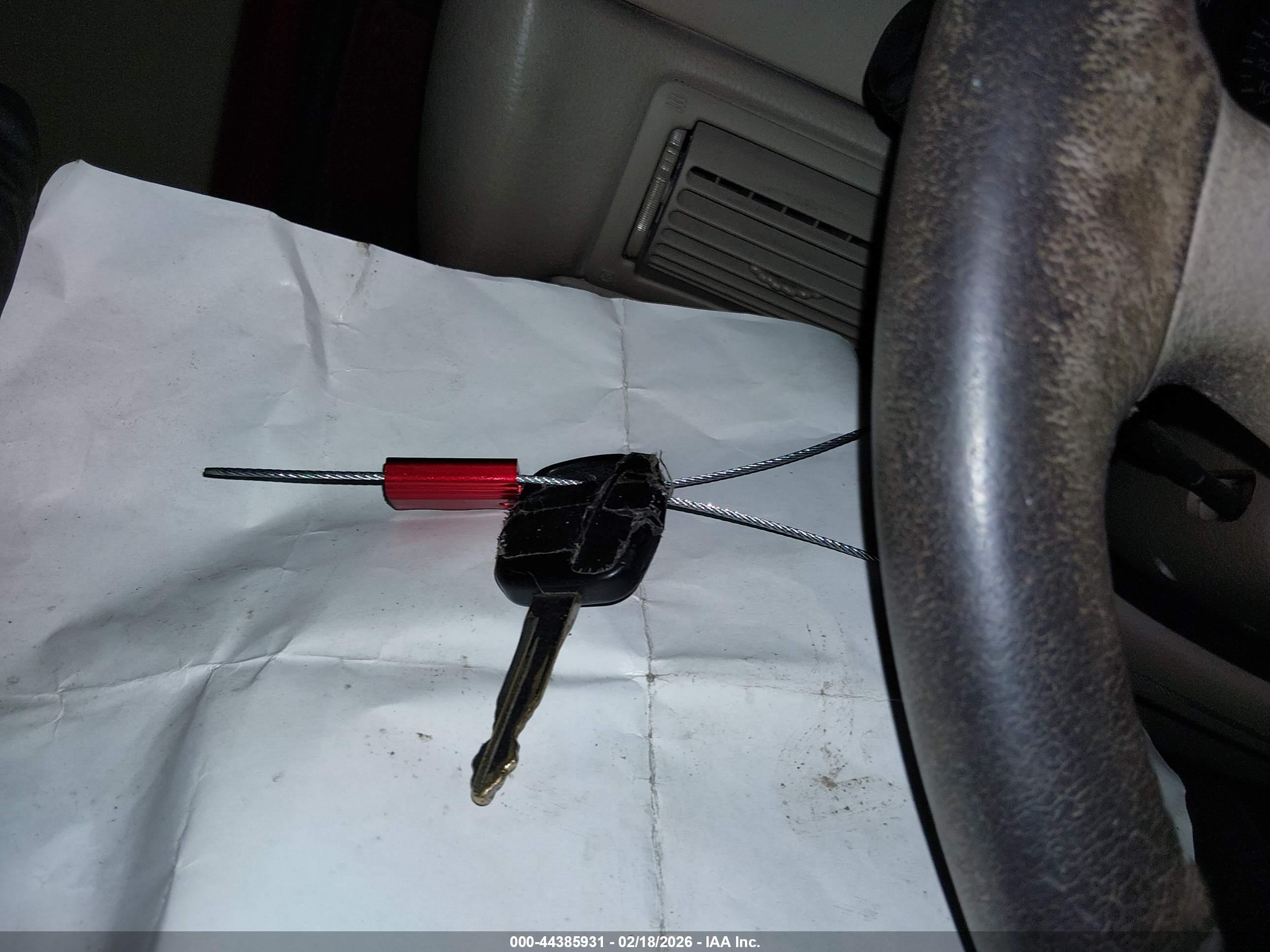 FORD MUSTANG image 11