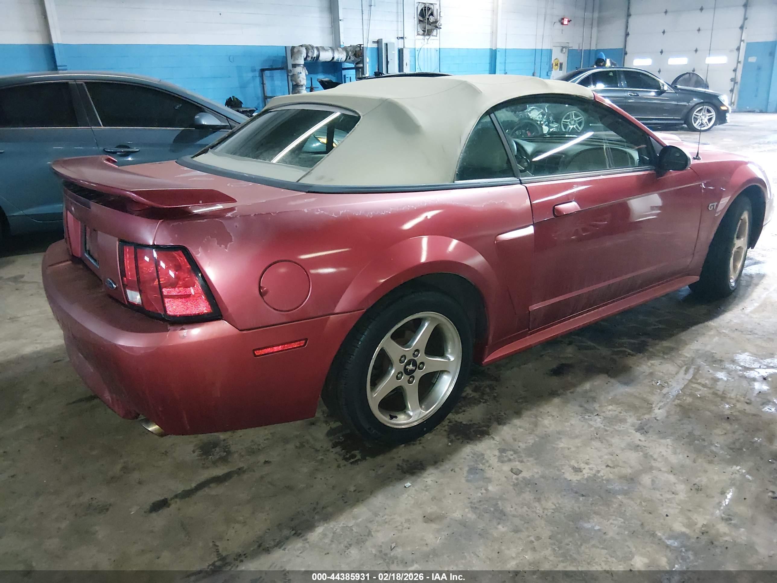 FORD MUSTANG image 4