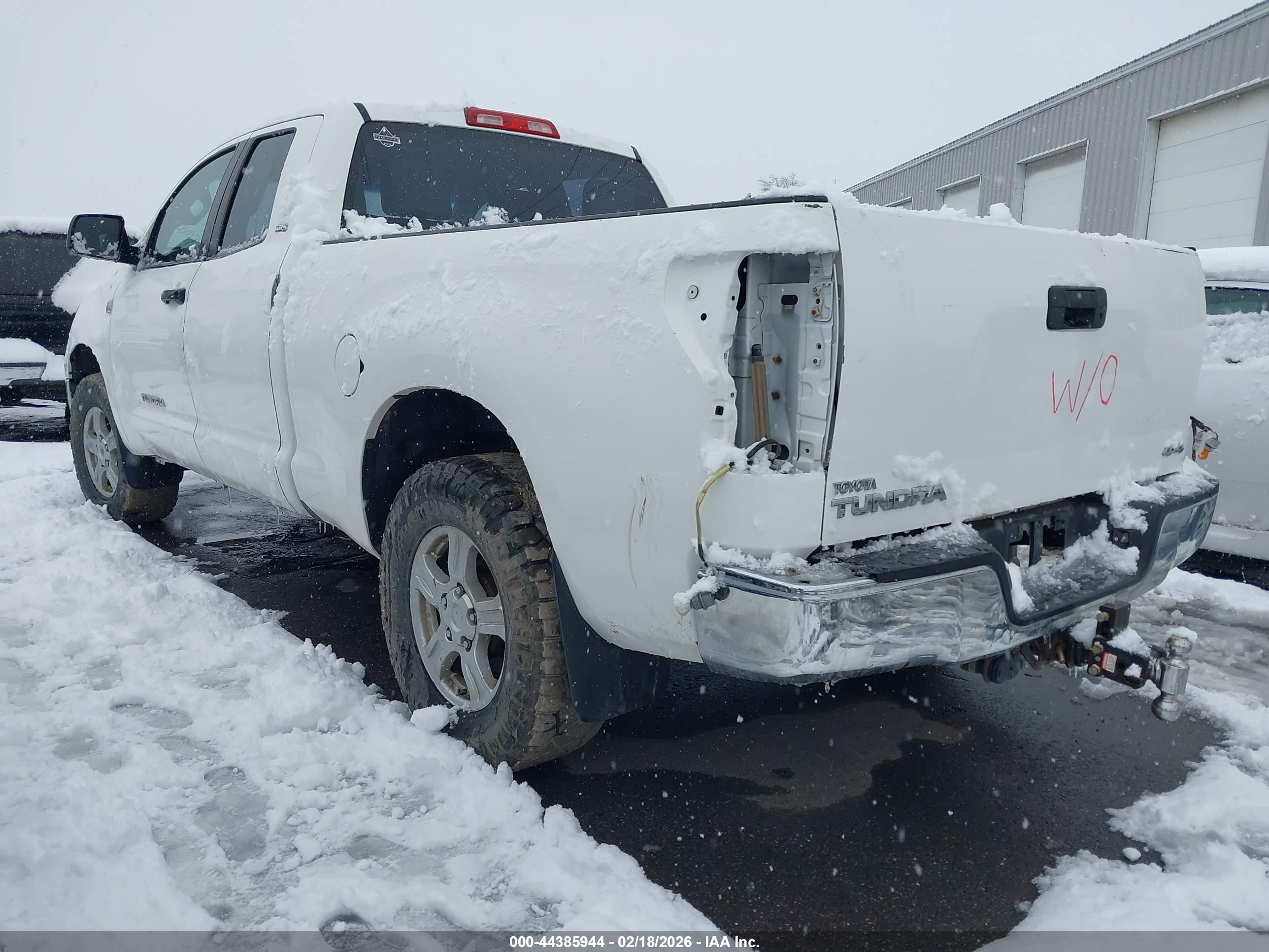 TOYOTA TUNDRA image 3