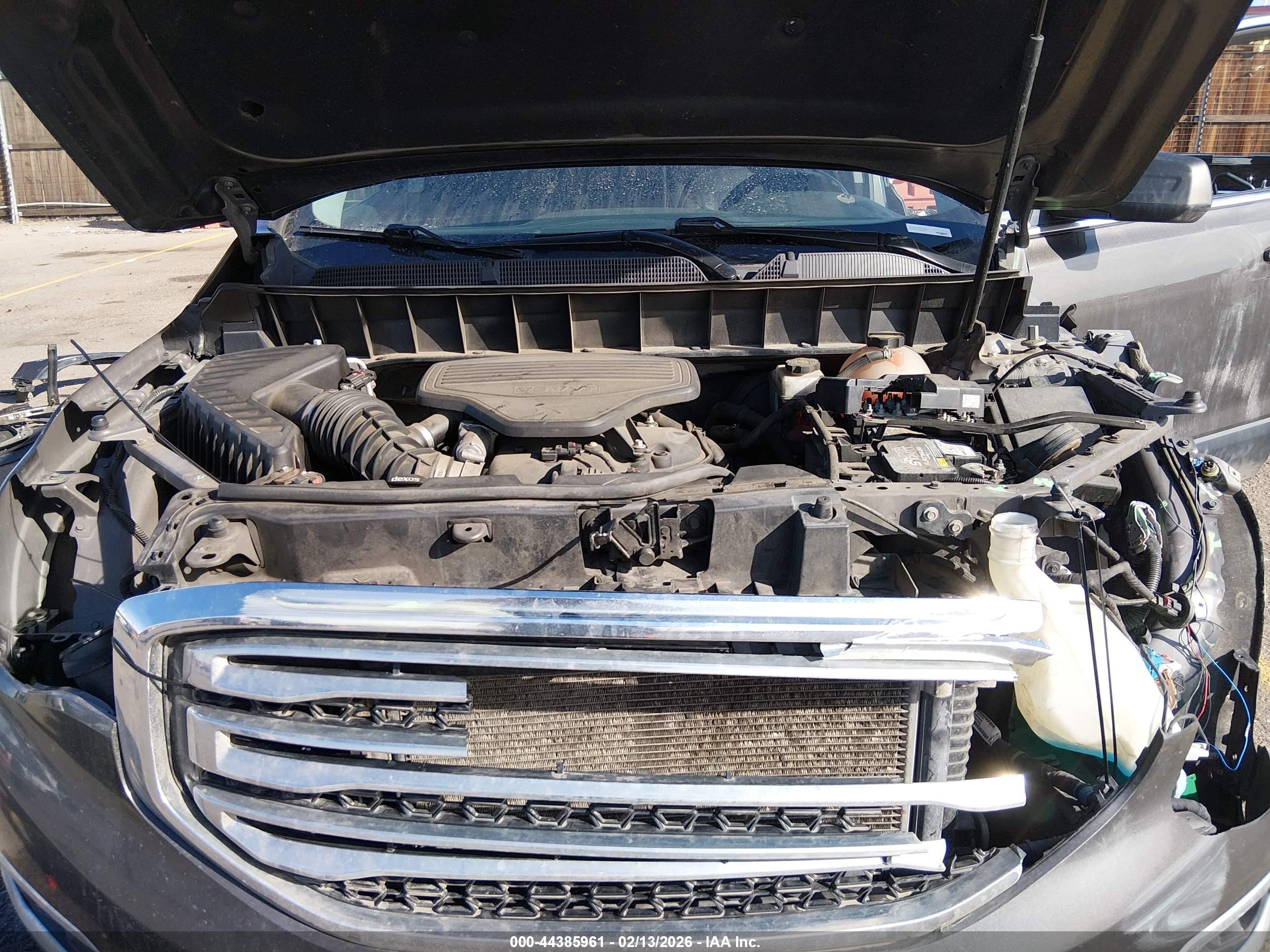 GMC ACADIA image 10