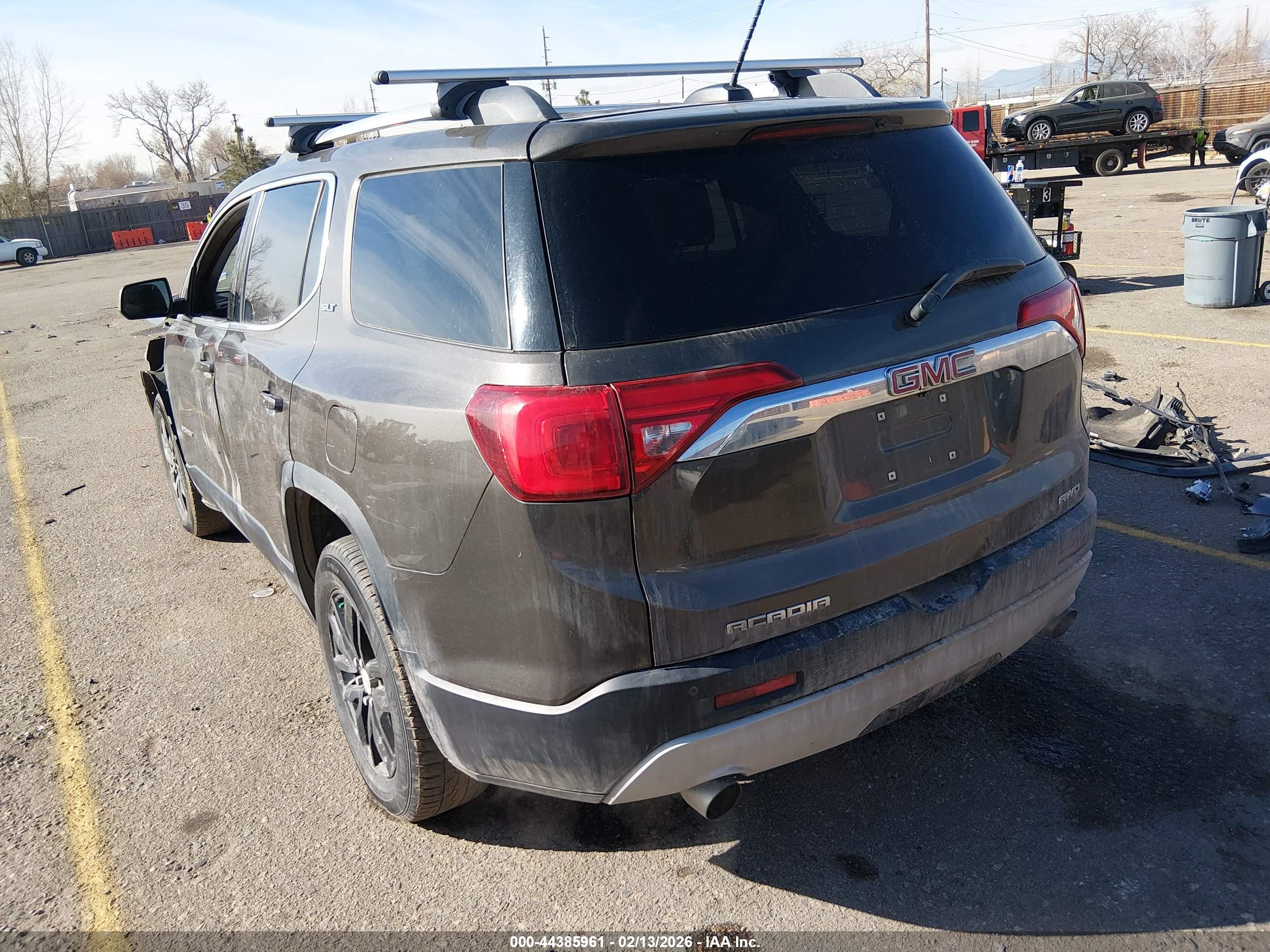 GMC ACADIA image 3