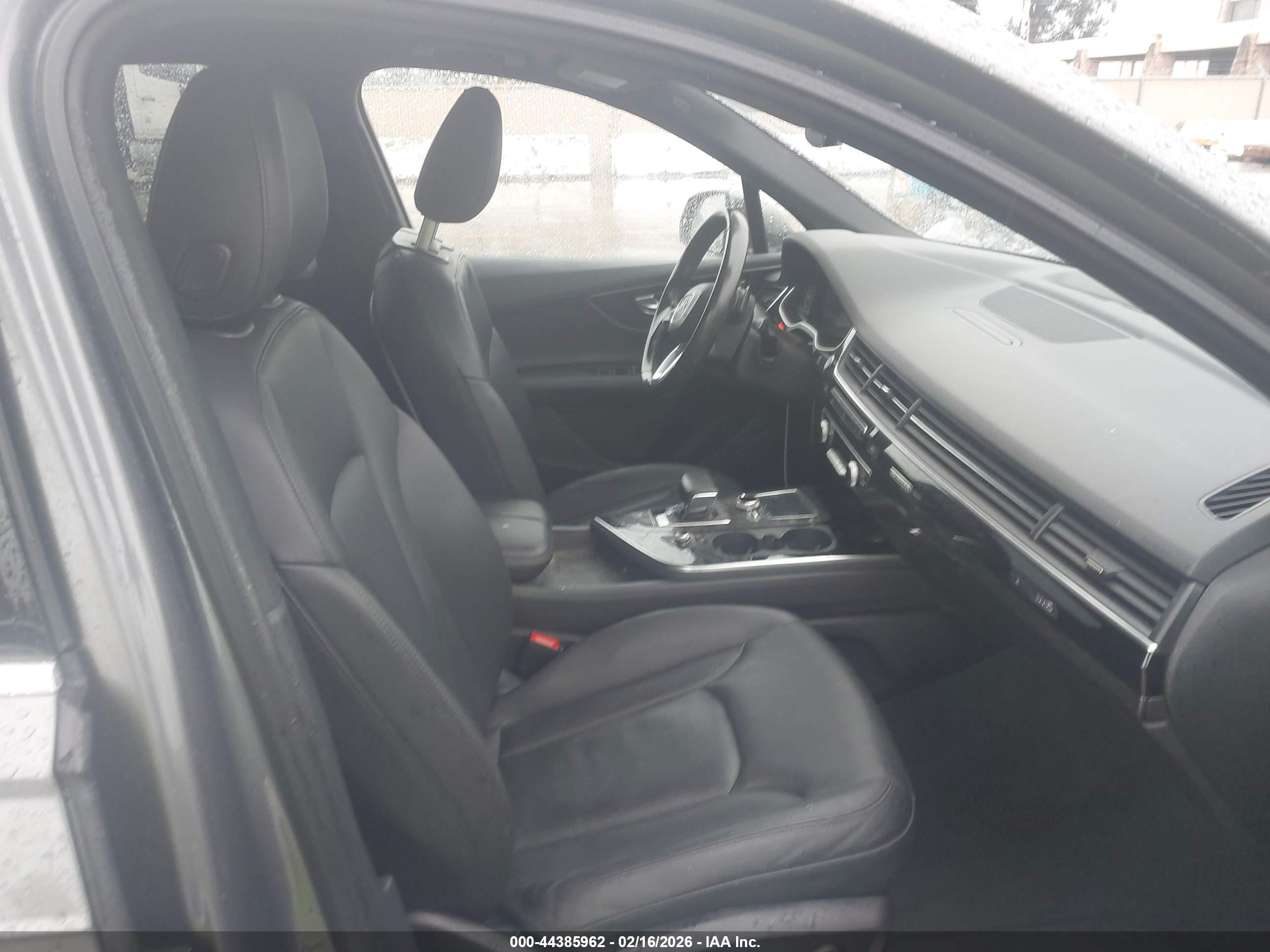 AUDI Q7 image 5