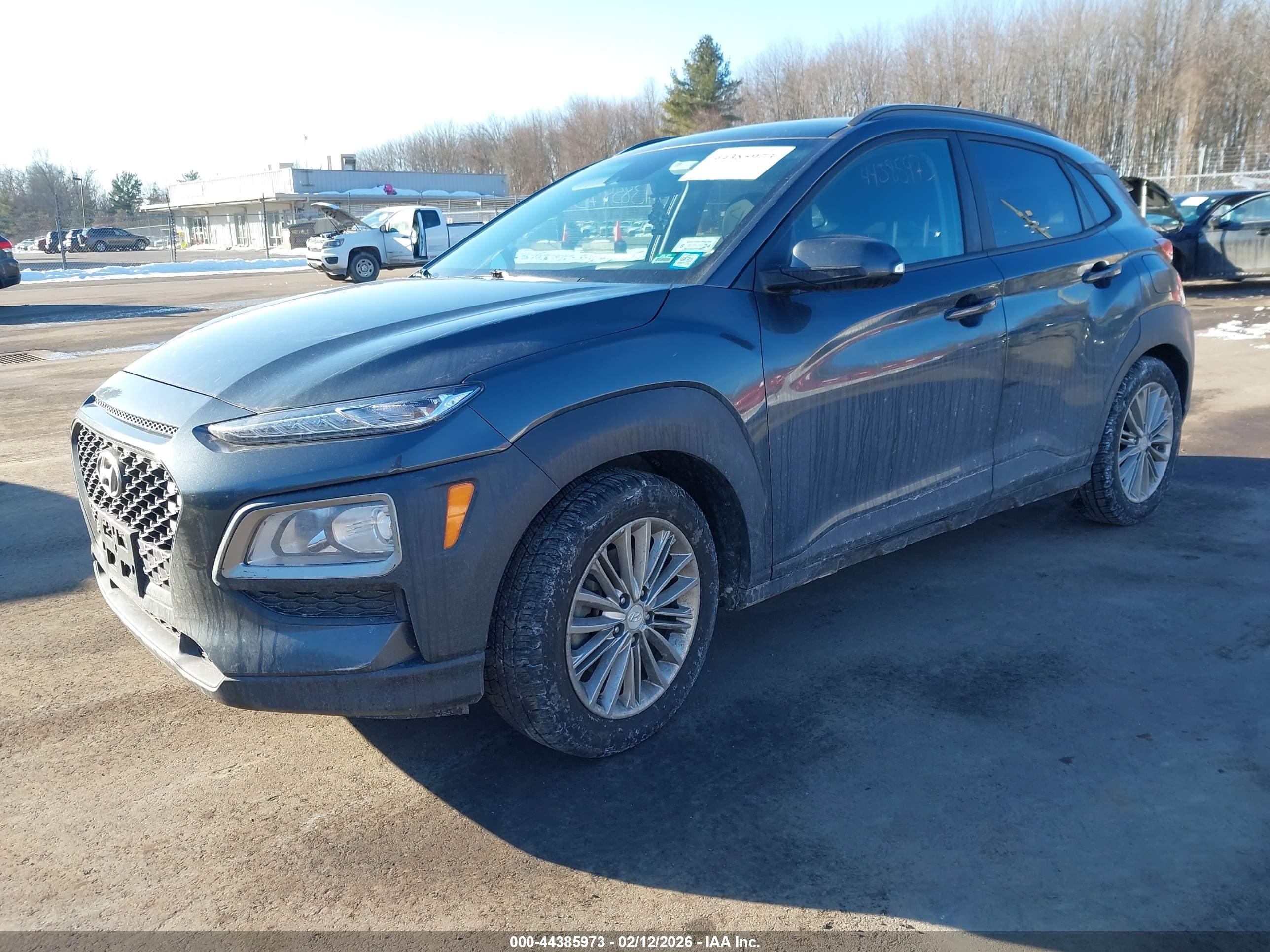 HYUNDAI KONA image 2