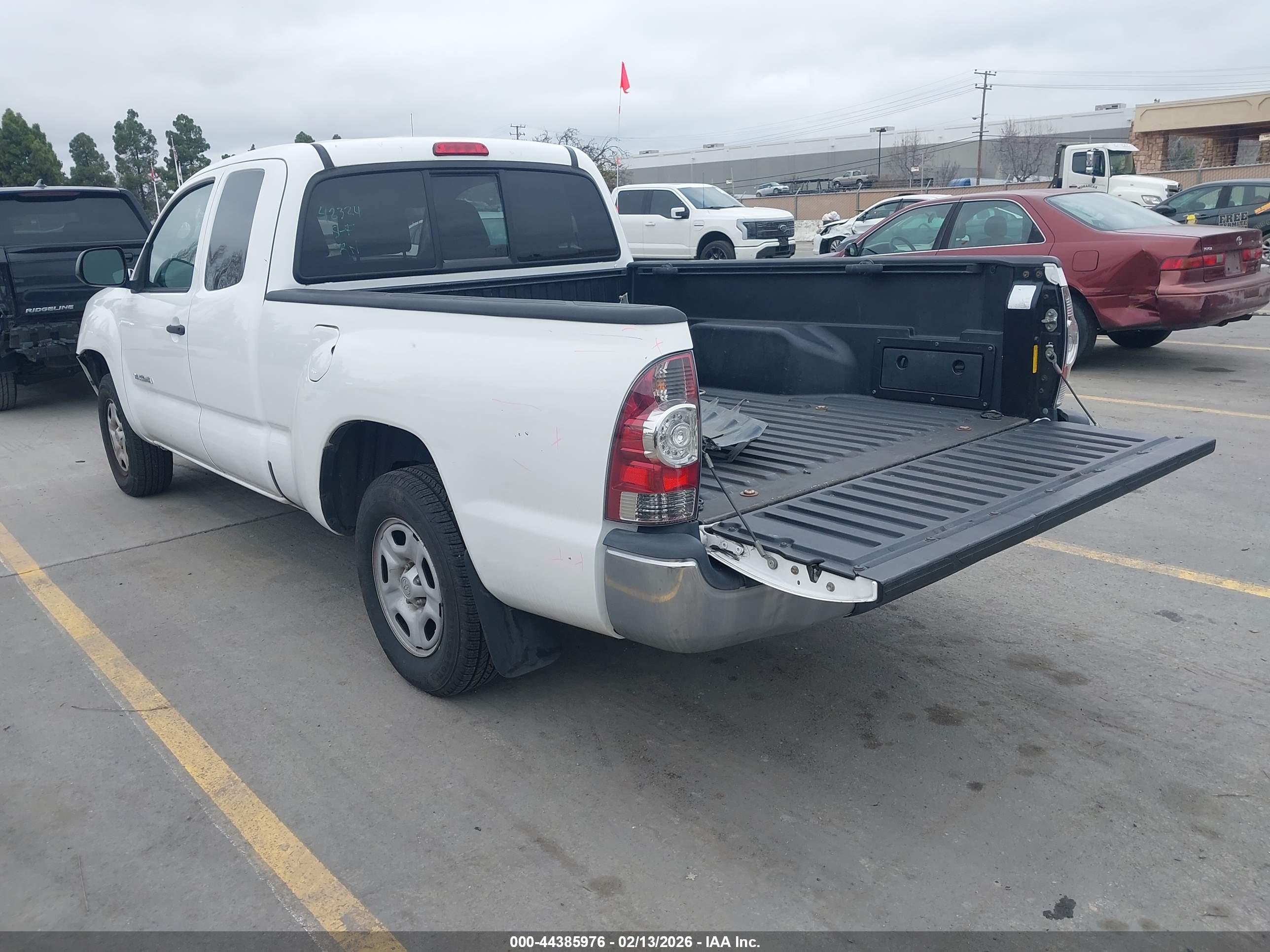 TOYOTA TACOMA image 3