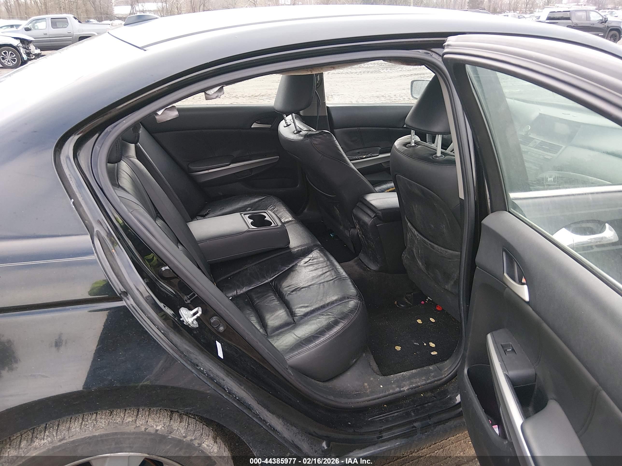 HONDA ACCORD image 8