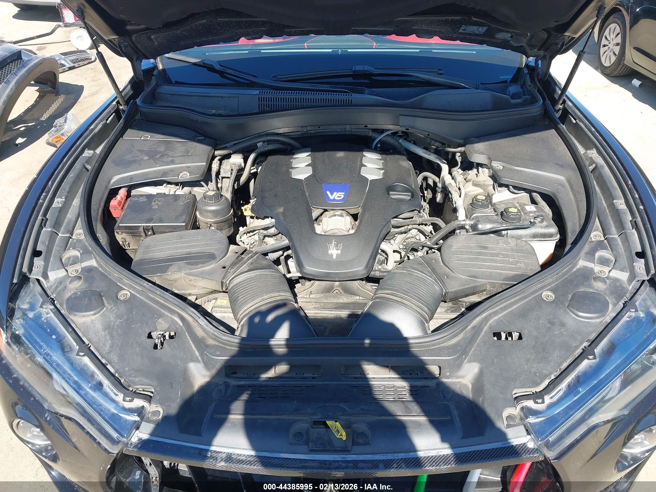 MASERATI LEVANTE image 10