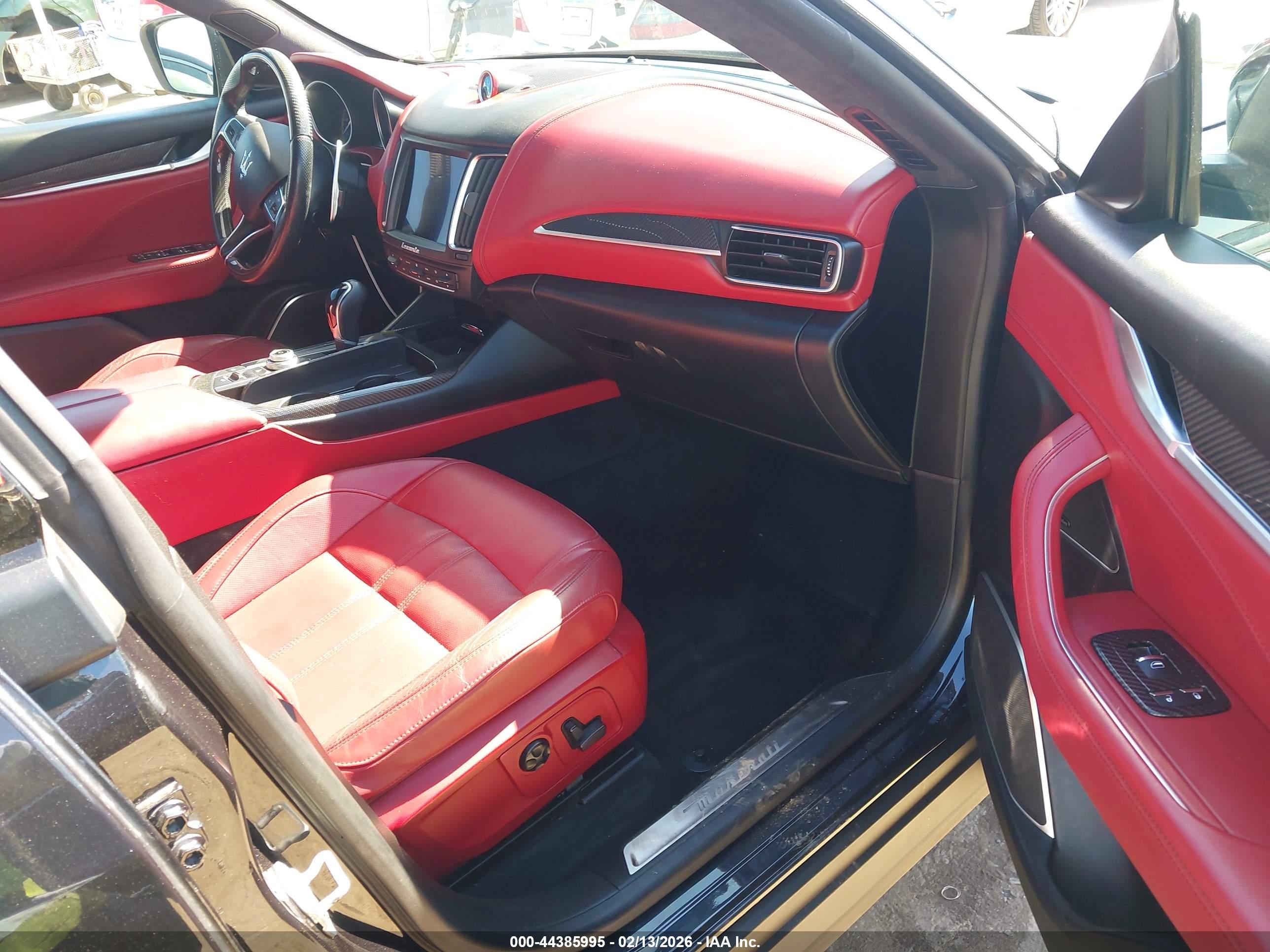 MASERATI LEVANTE image 5
