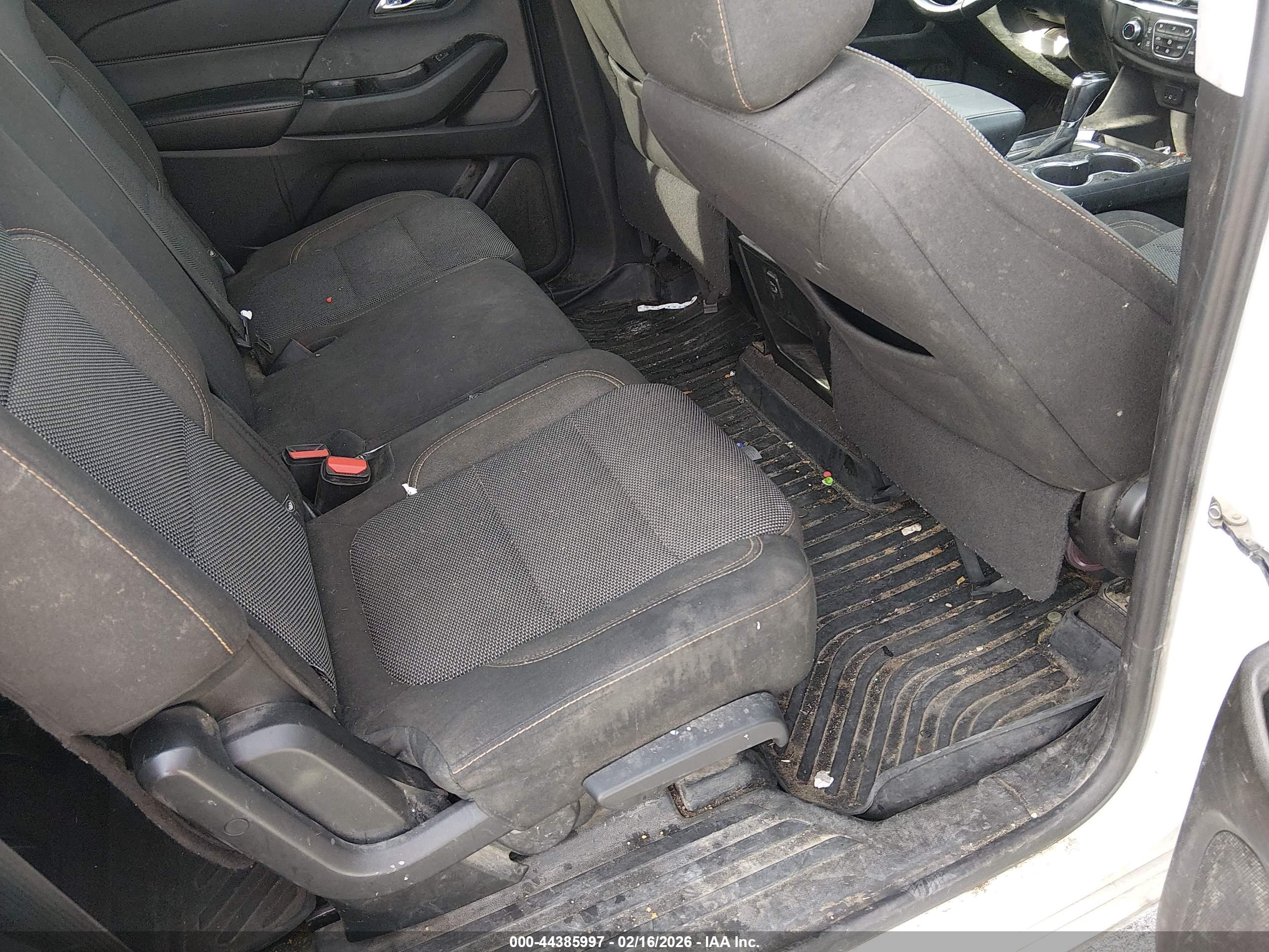 CHEVROLET TRAVERSE image 8