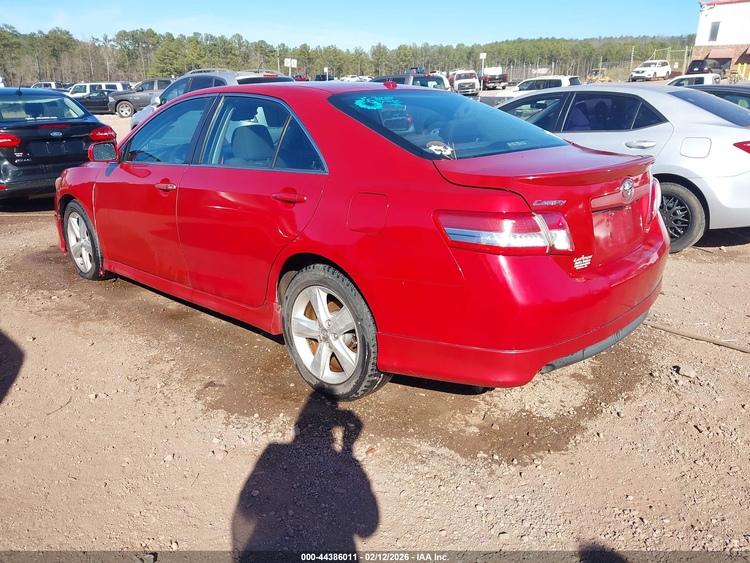 TOYOTA CAMRY image 3