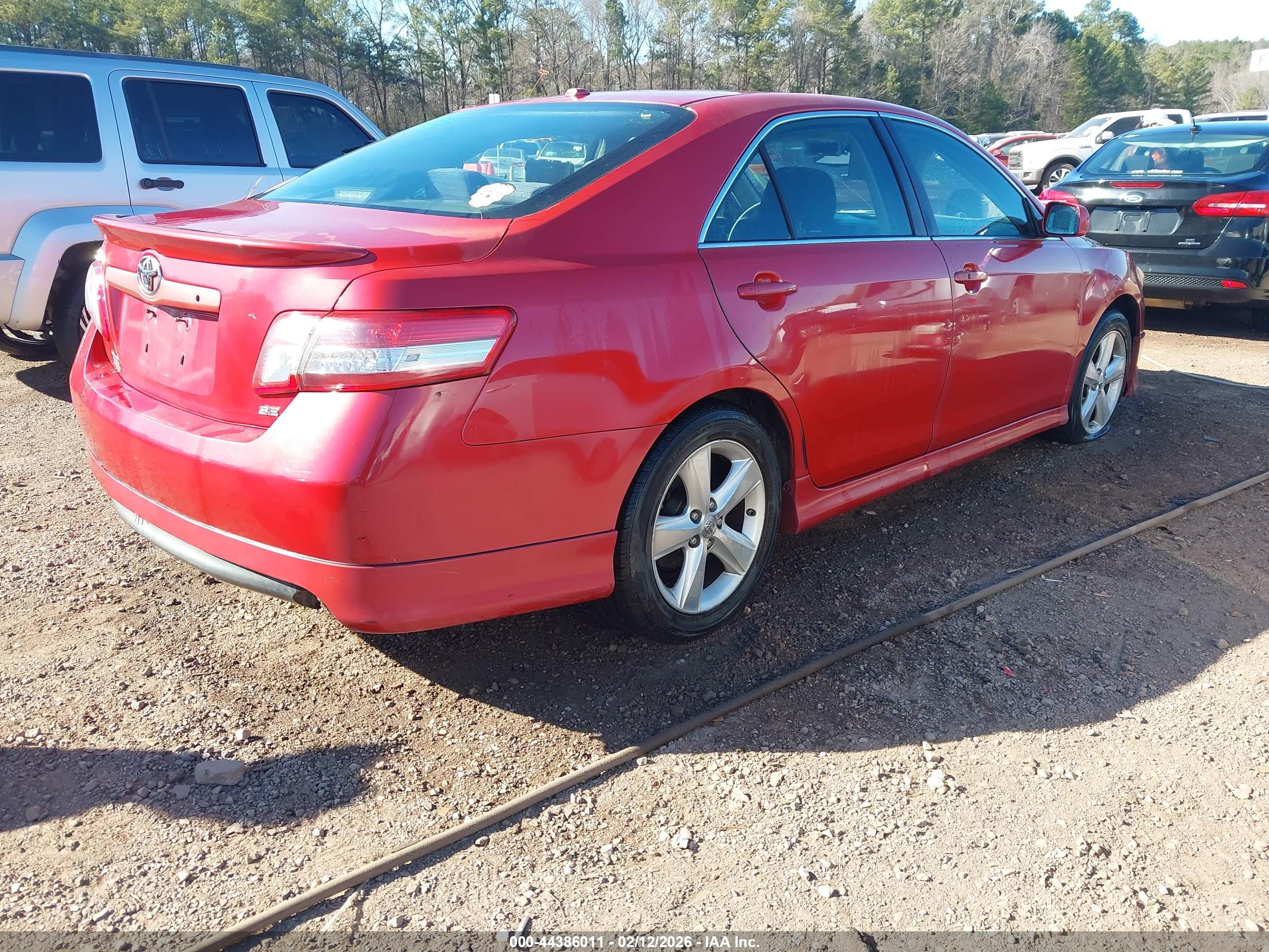 TOYOTA CAMRY image 4