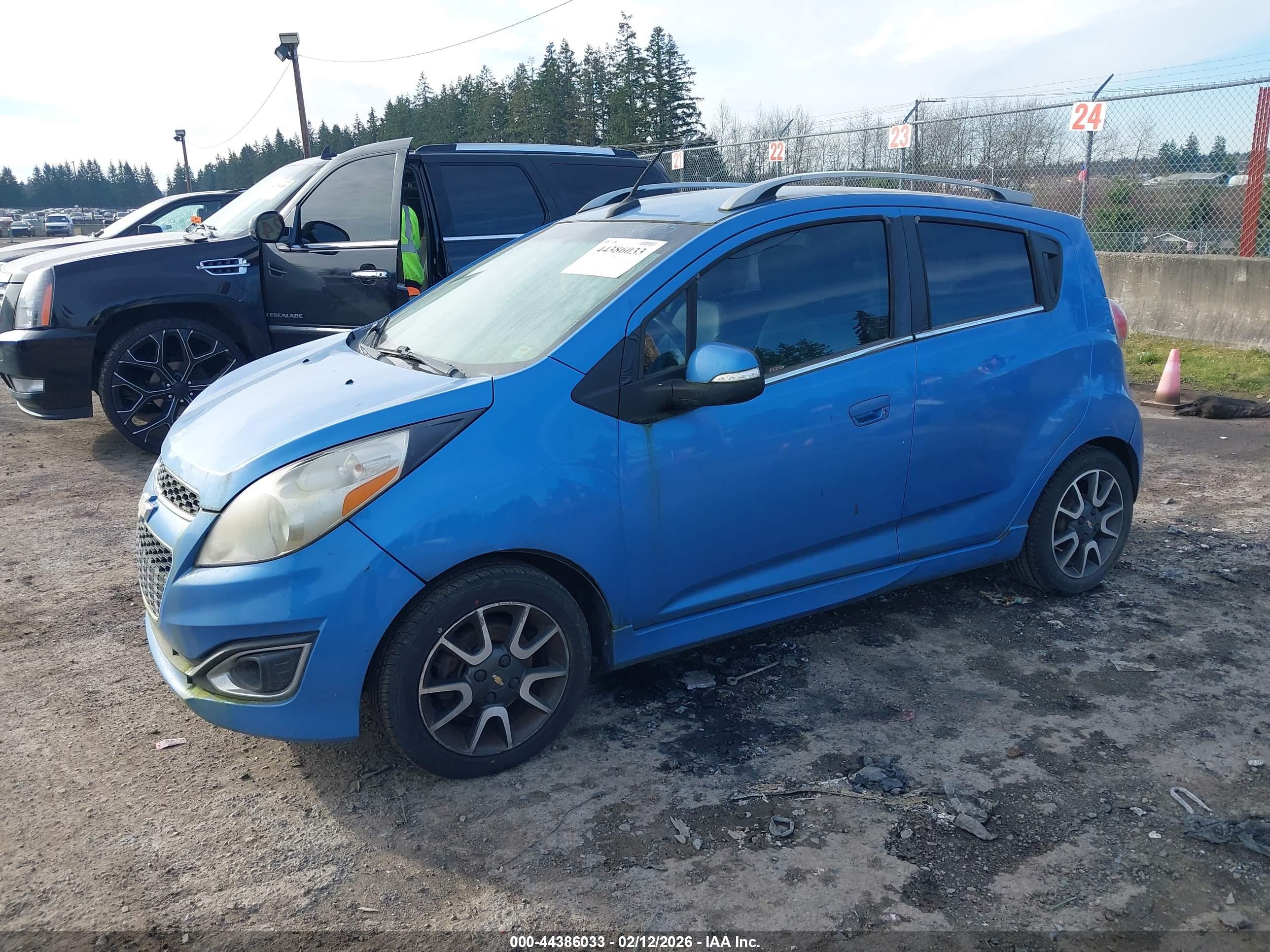 CHEVROLET SPARK image 2