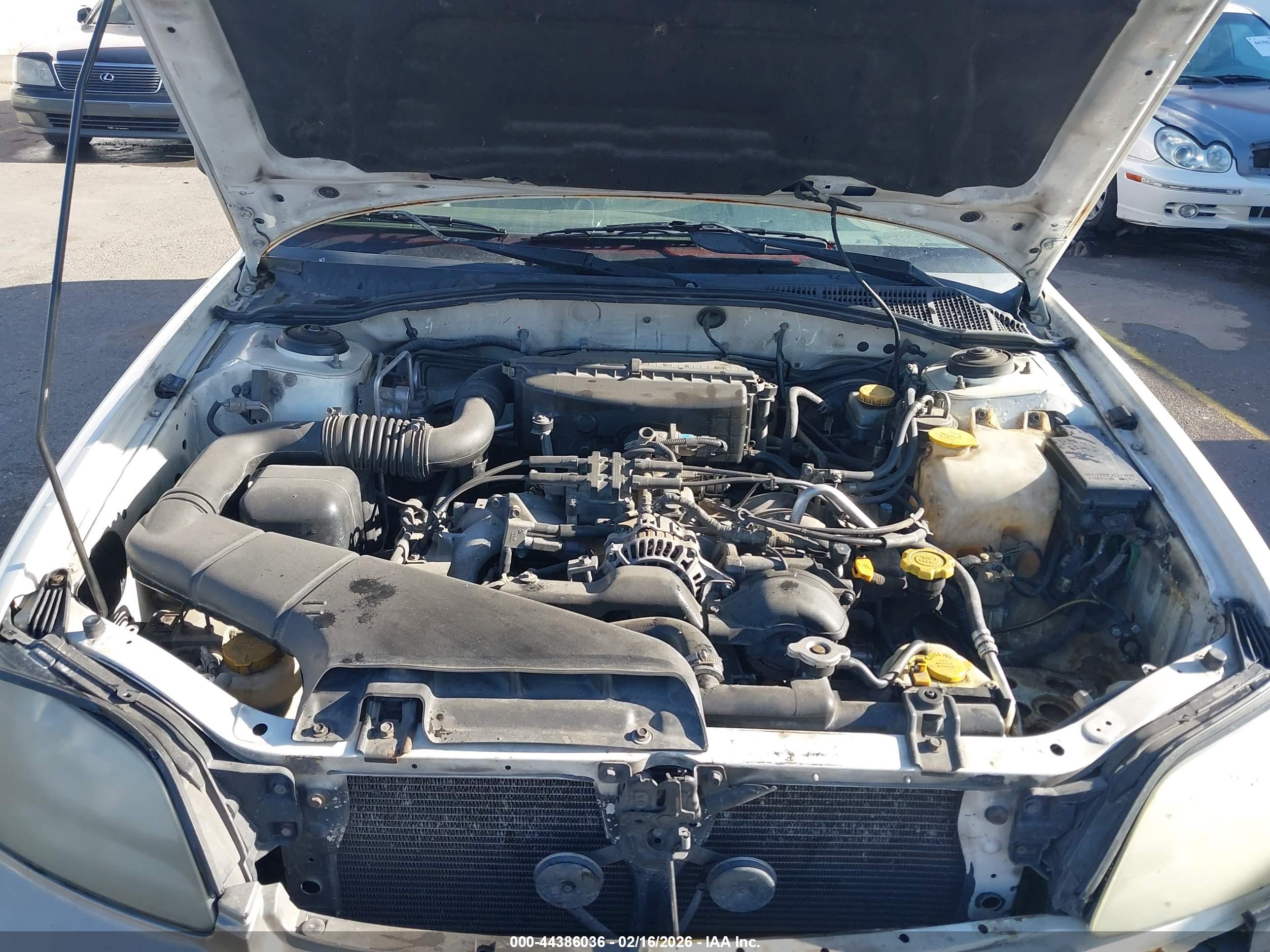 SUBARU OUTBACK image 10