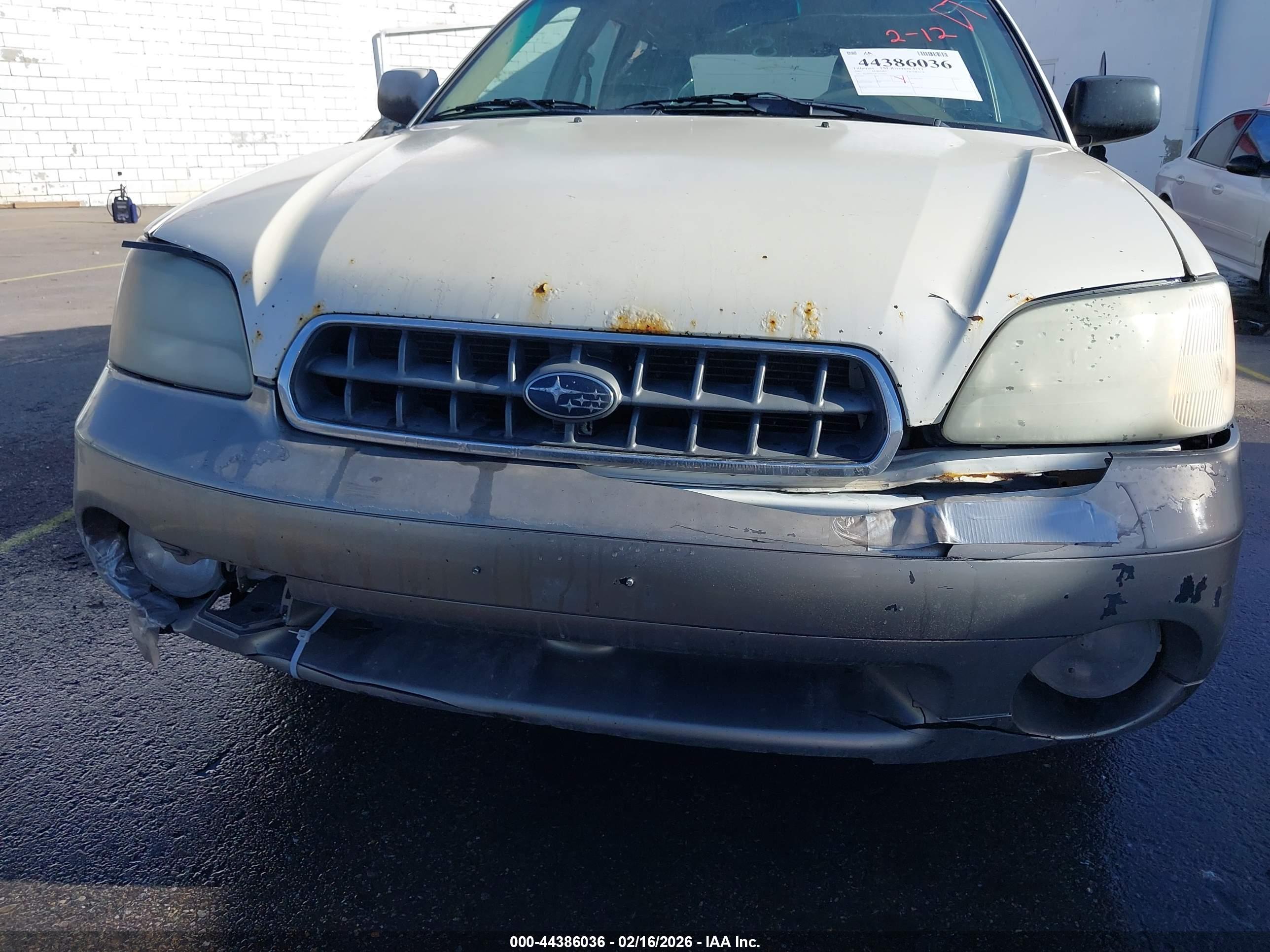SUBARU OUTBACK image 6