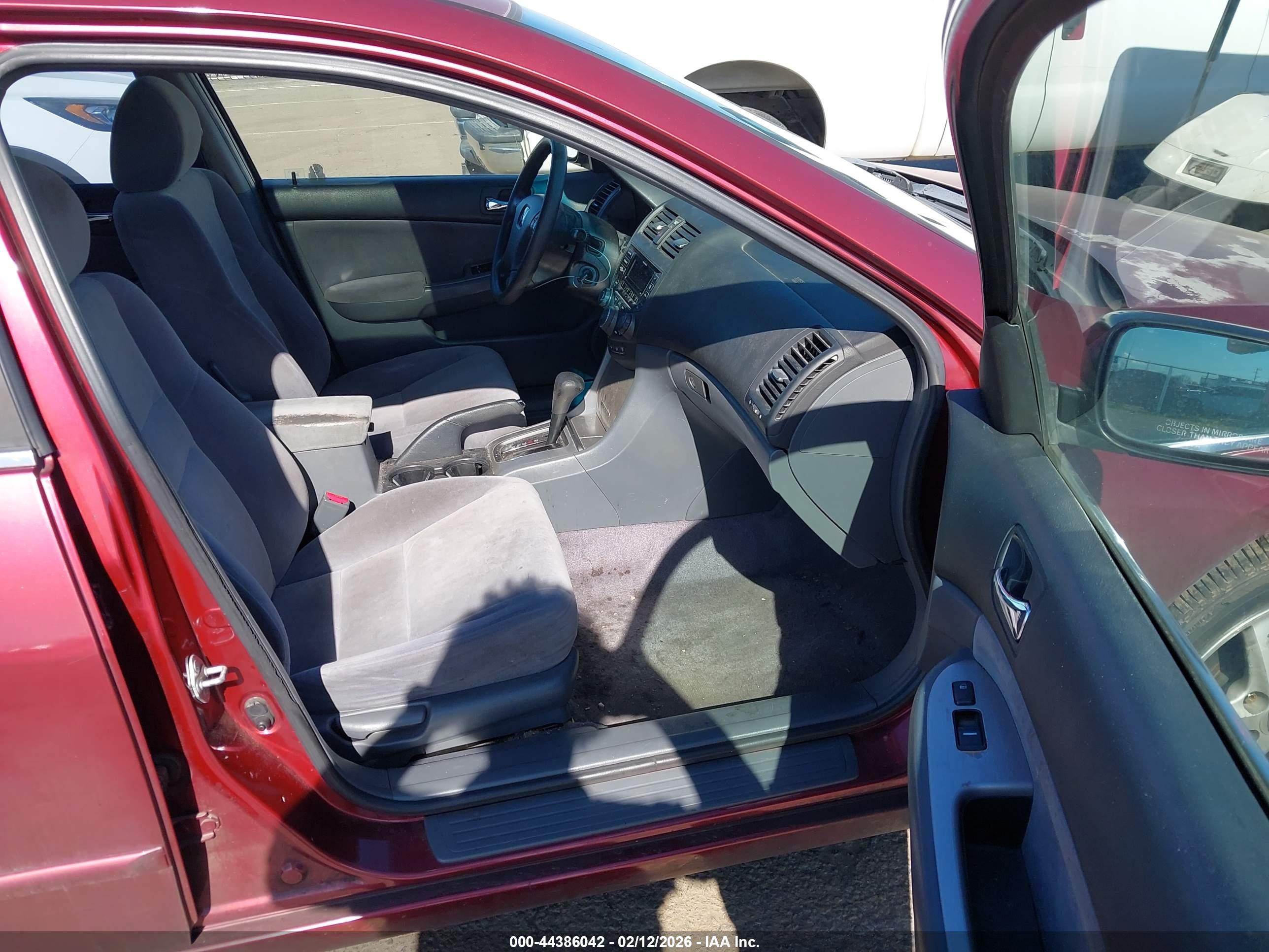 HONDA ACCORD image 5