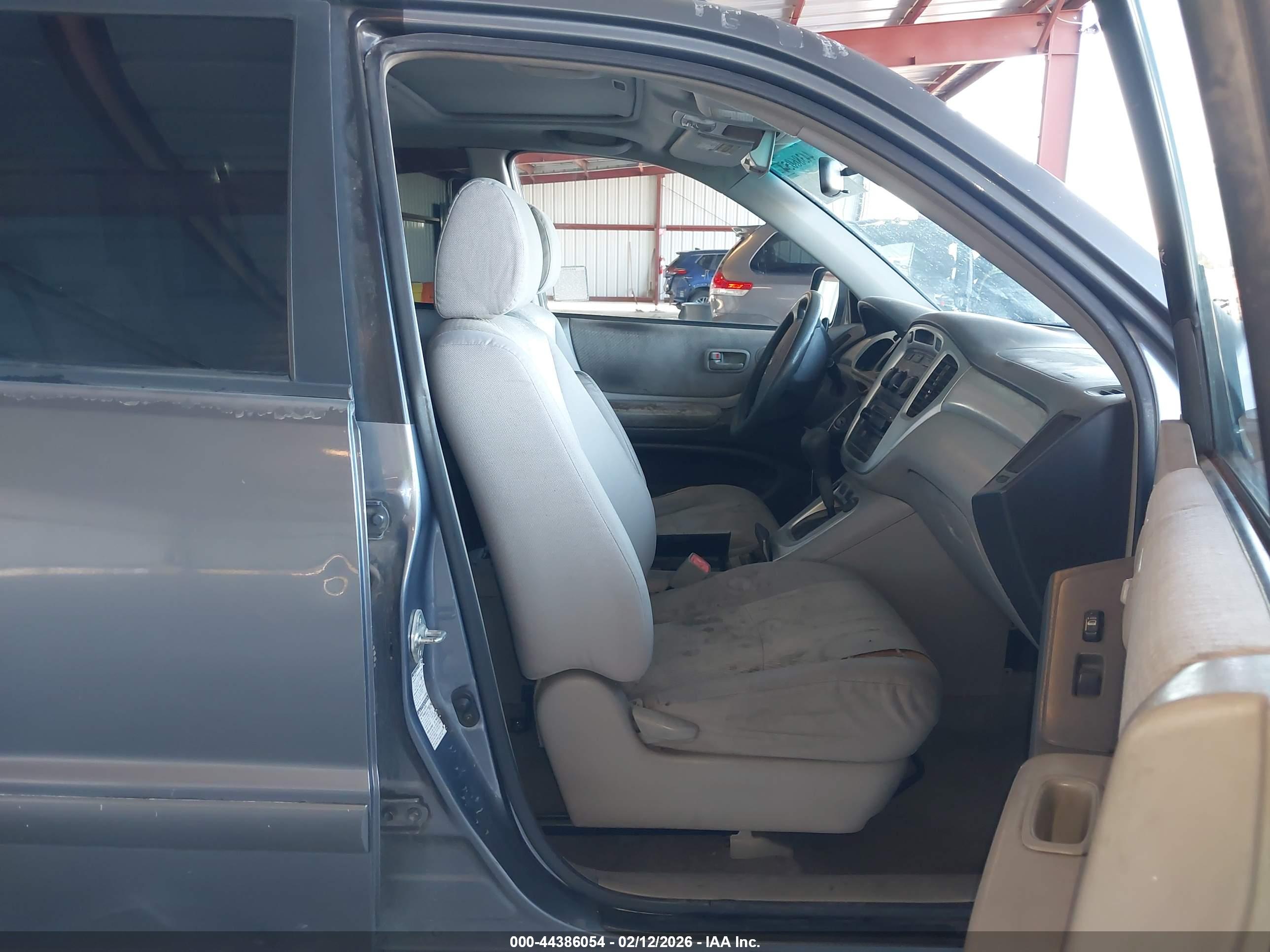 TOYOTA HIGHLANDER image 5