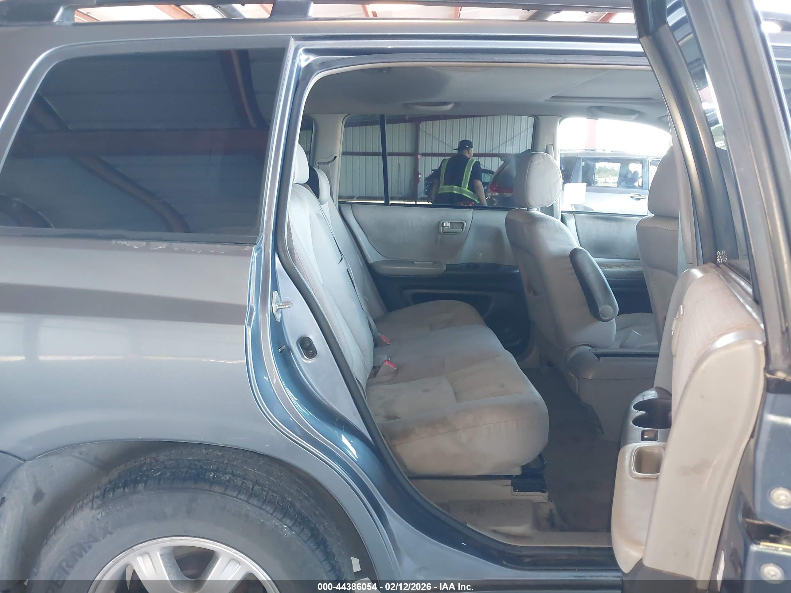 TOYOTA HIGHLANDER image 8