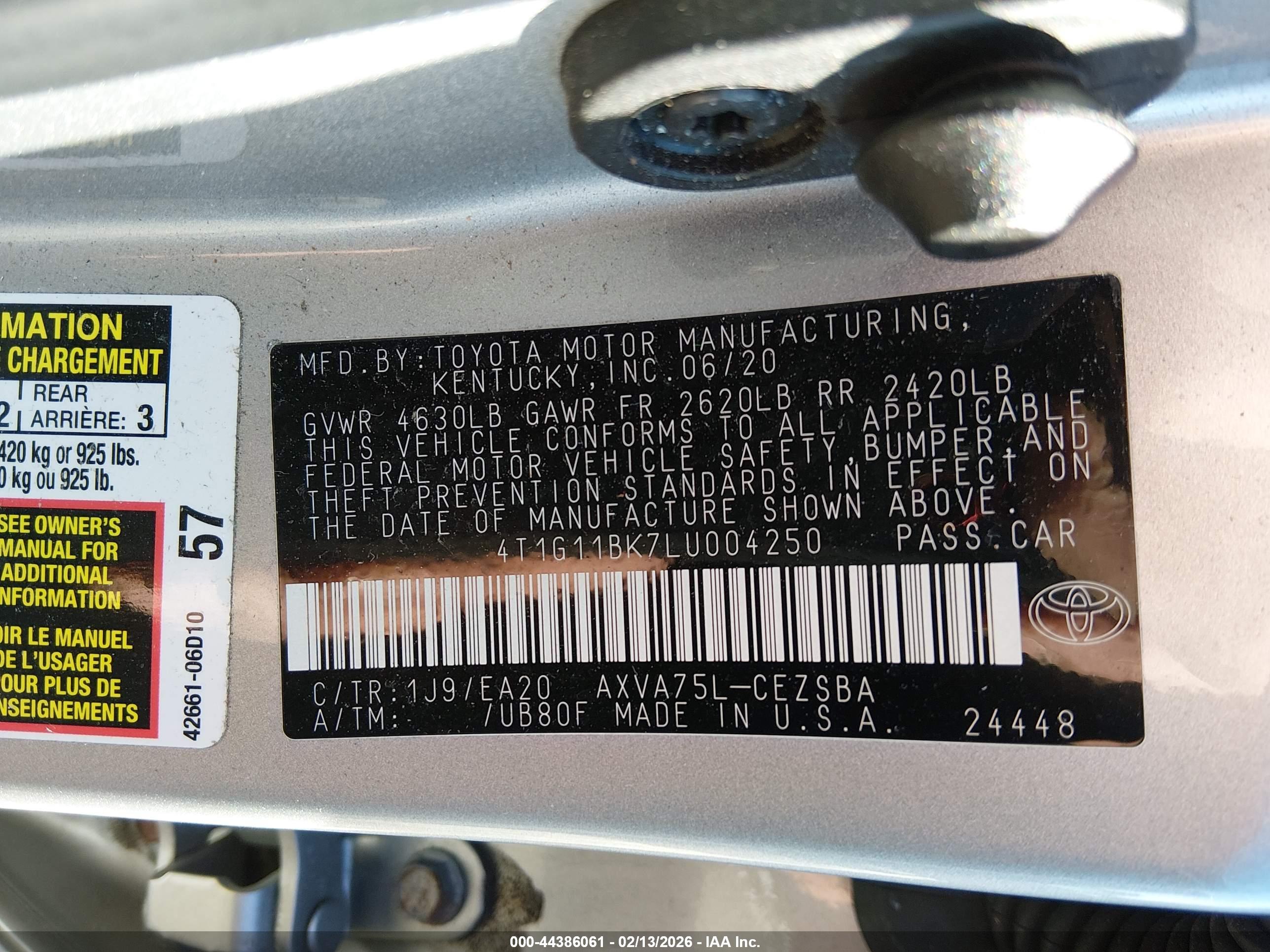 TOYOTA CAMRY image 9