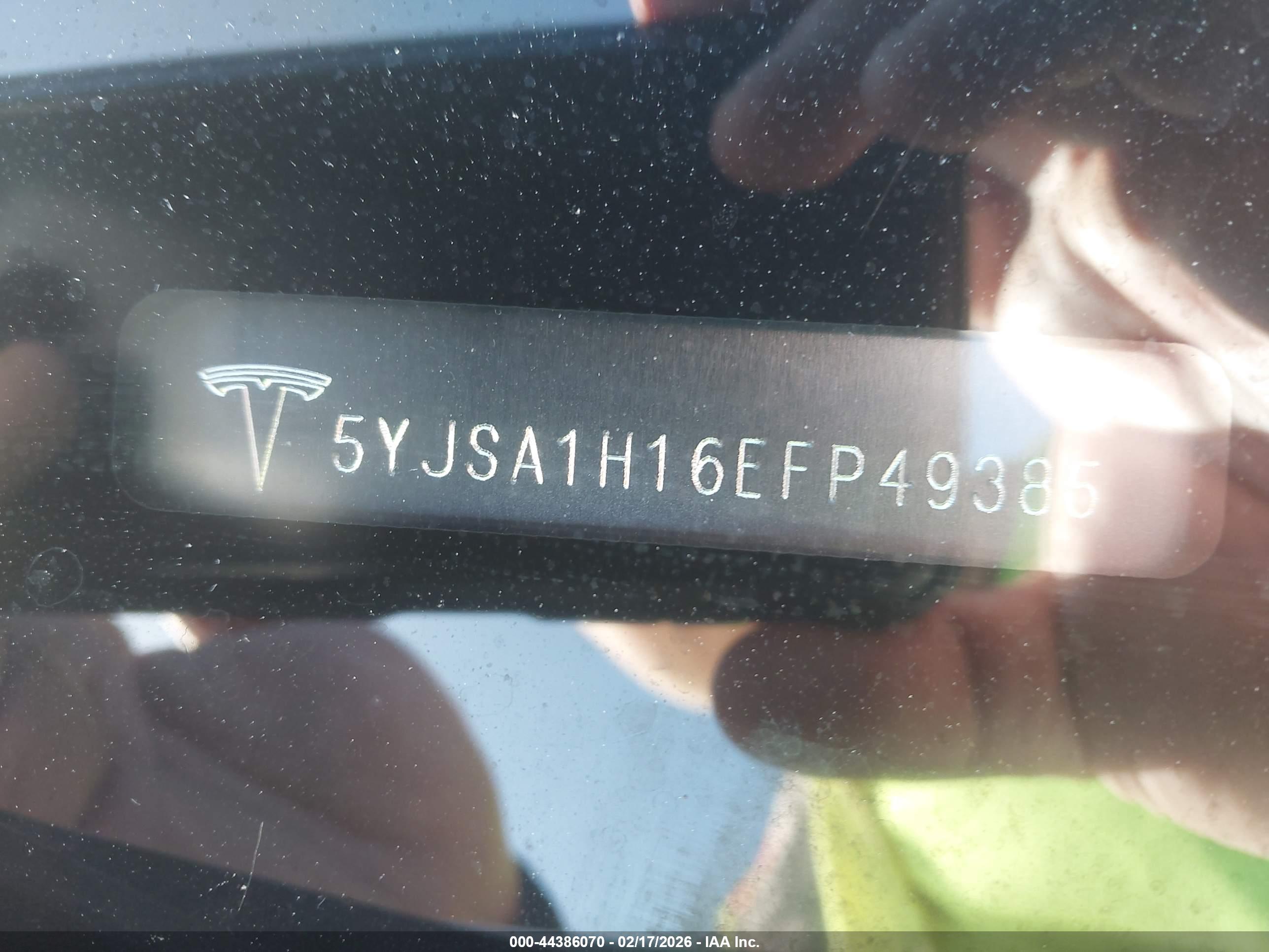 TESLA MODEL image 9