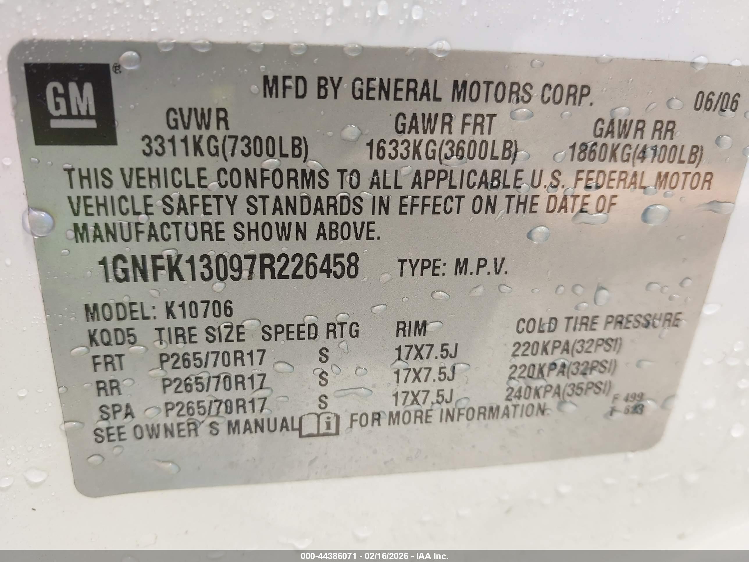 CHEVROLET TAHOE image 9